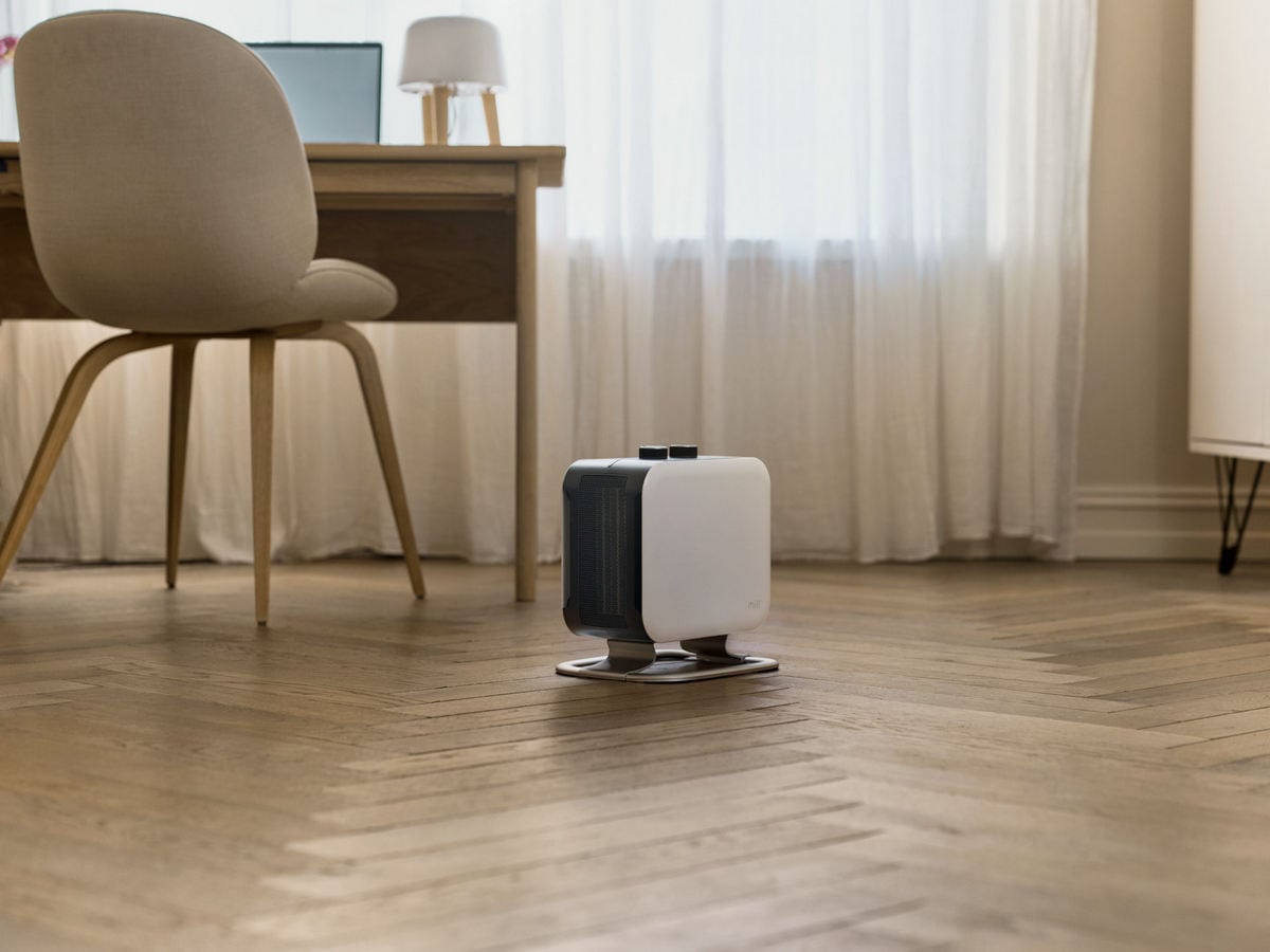 Mill Compact blæserovn 1800W med fod (hvid) Ventilatorer og varmluftovne