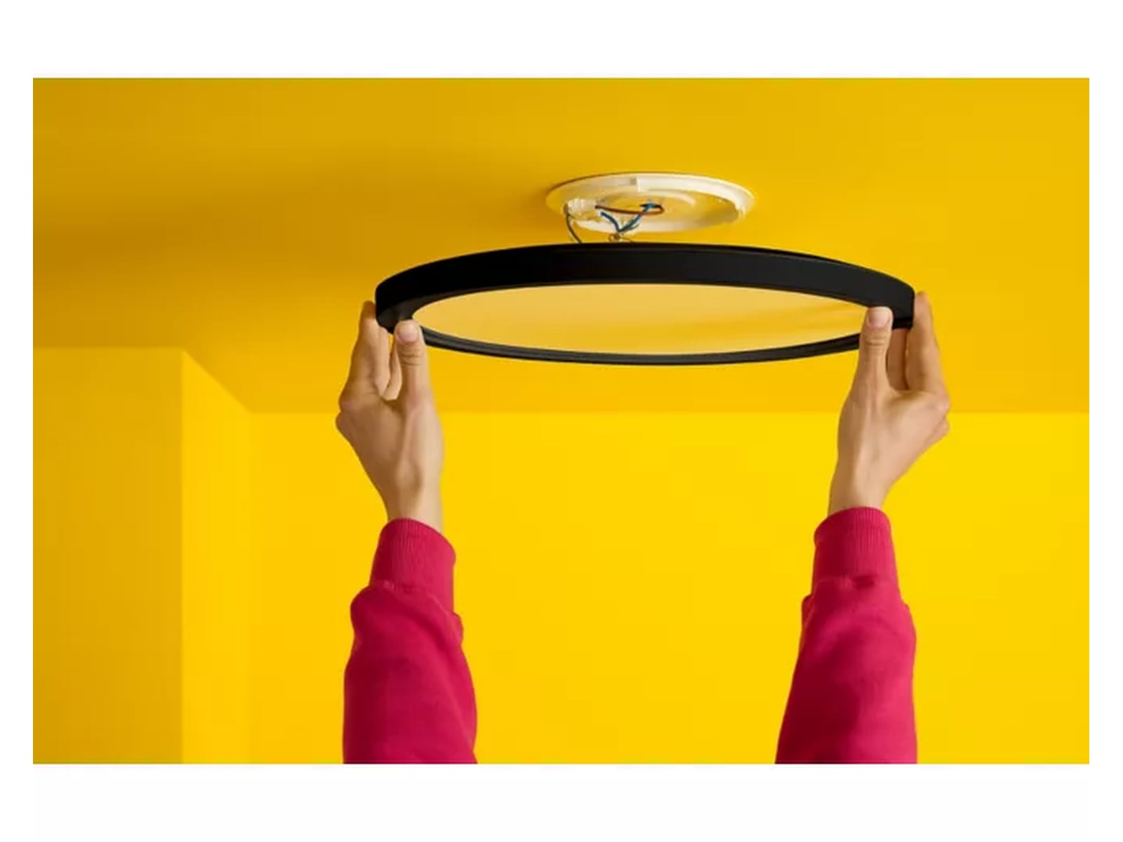 WiZ SuperSlim RGB loftslampe 22W (sort) Loftlampe