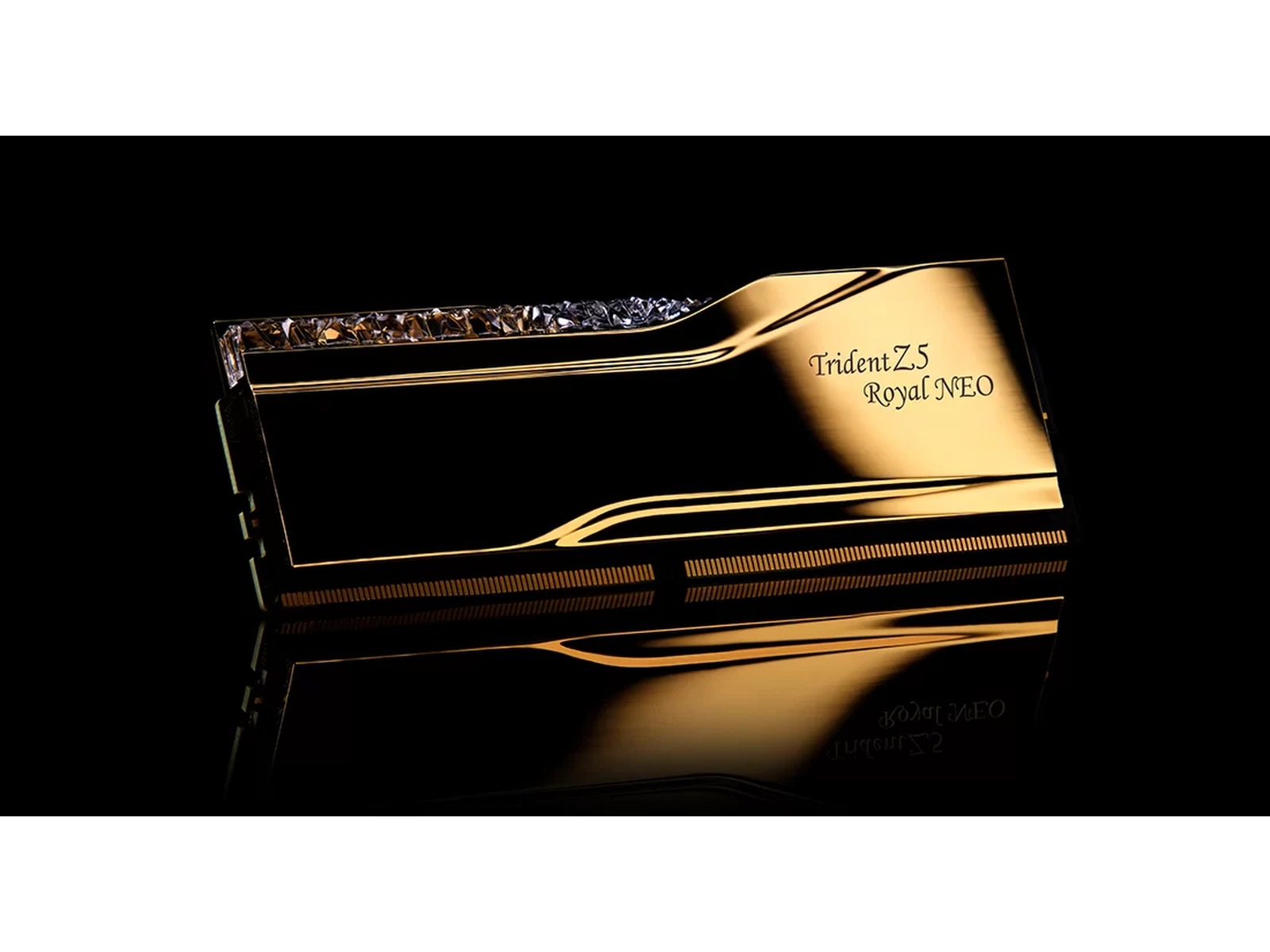 G.Skill Trident Z5 ROYAL NEO Gold 8000Mhz DDR5 32GB RGB Hukommelse (RAM)