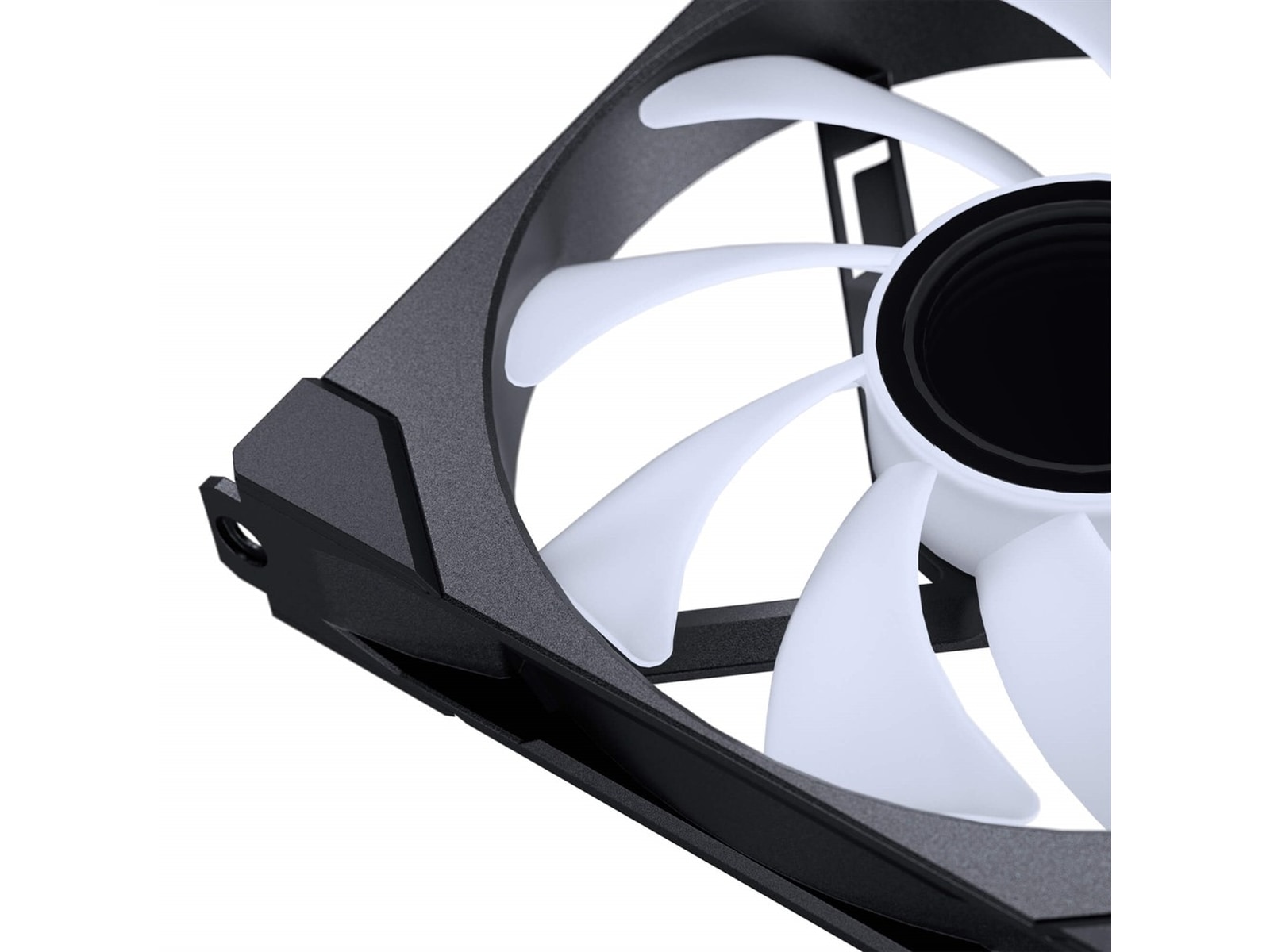 Phanteks M25 Gen2 140mm DRGB Ventilator 3pk (sort) Blæsere