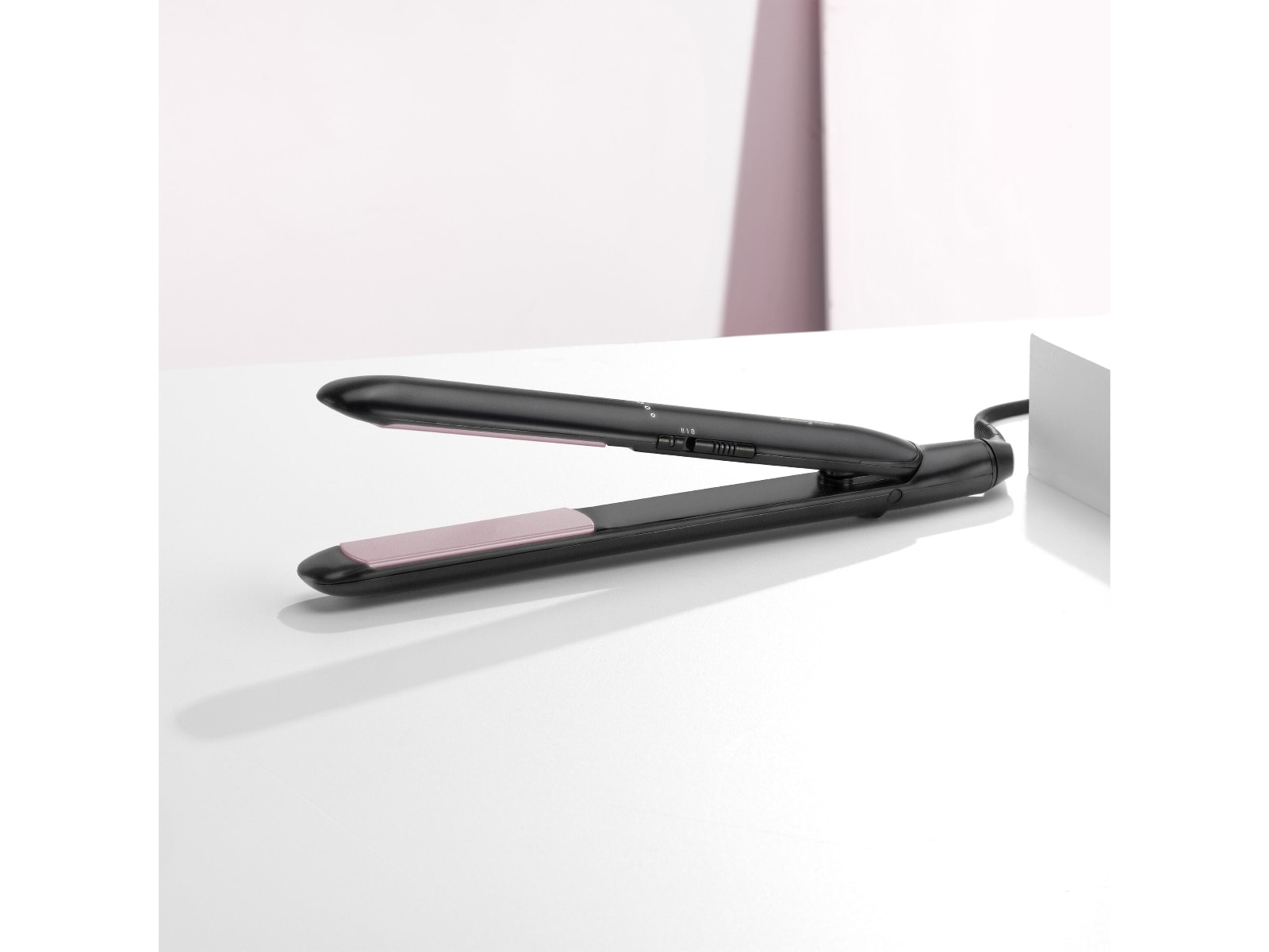 BaByliss Smooth Ceramic 230 Glattejern Hårpleje & styling