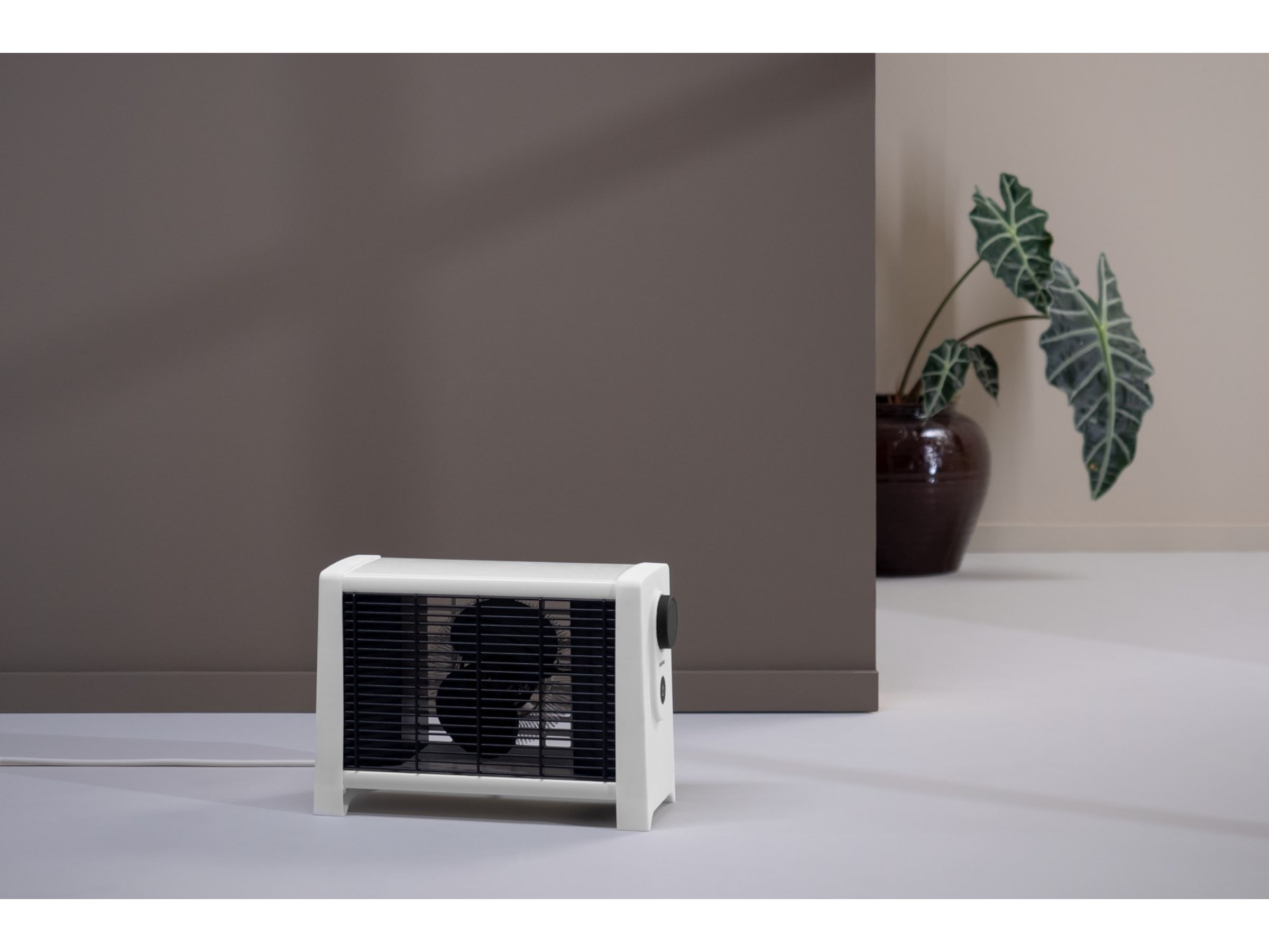 Adax Ena VV1120DTFB varmluftsovn 2000W (hvid) Ventilatorer og varmluftovne