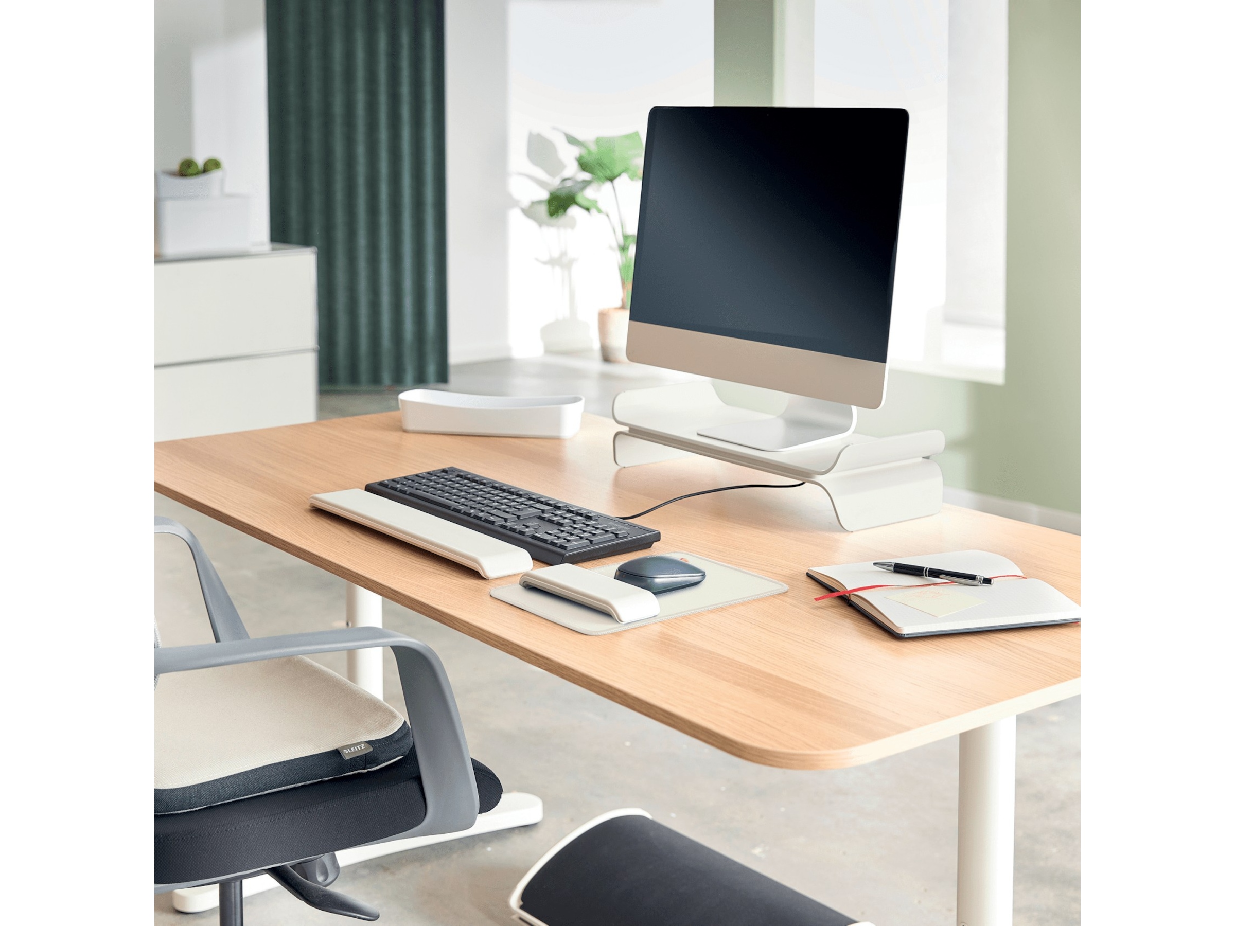 Leitz Ergo musemåtte med håndledsstøtte (lysegrå) Håndleddstøtte