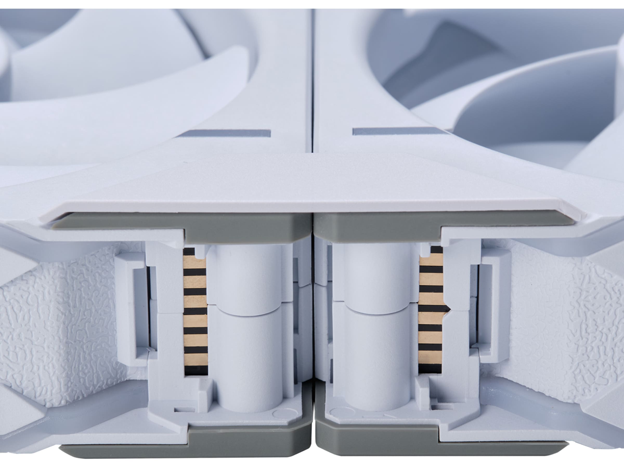 Phanteks D30 120mm PWM DRGB Ventilator (hvidt) Blæsere