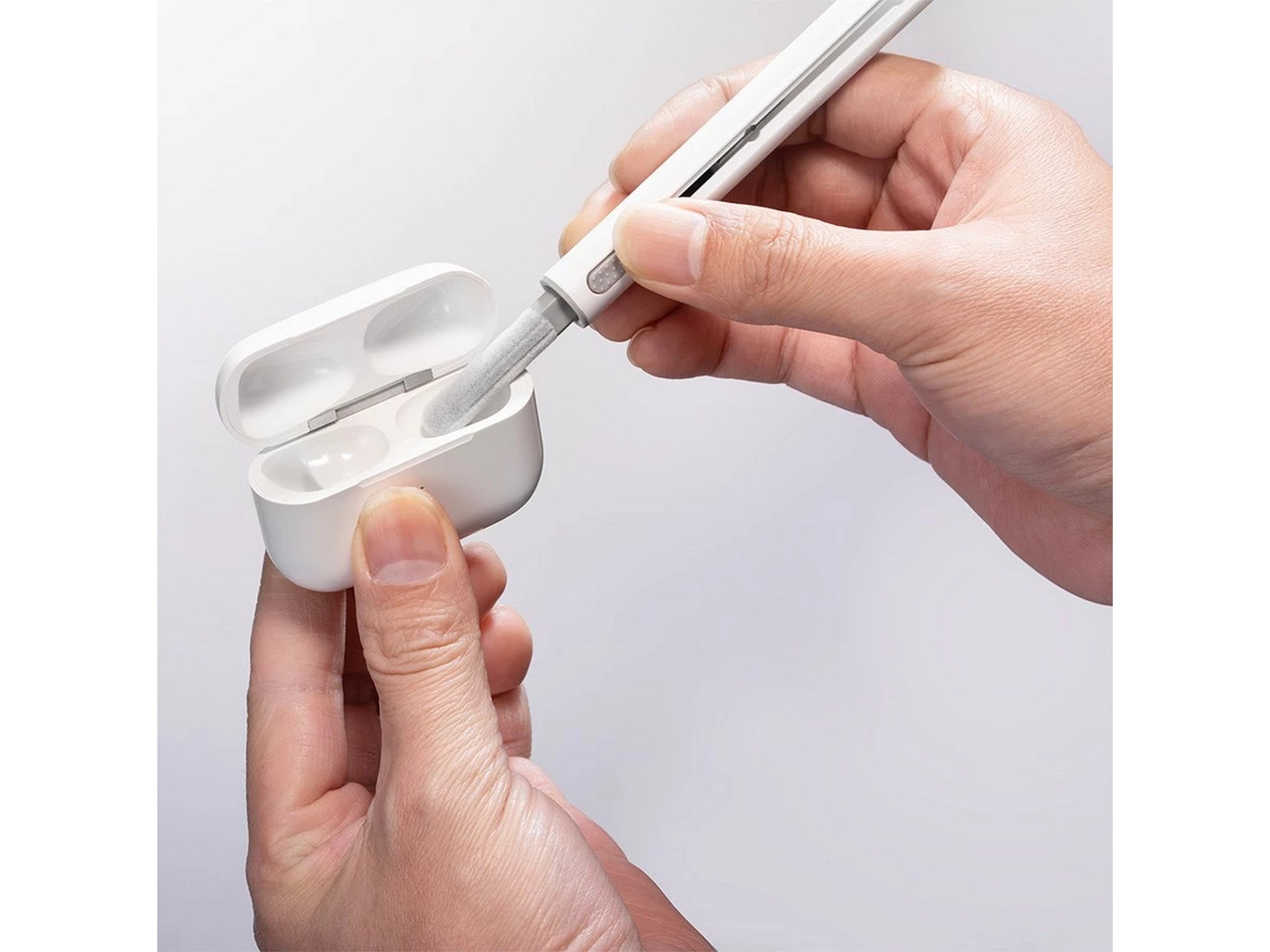 ON CGK 100 3-i-1 Rengøringsværktøj til elektronik Tilbehør til høretelefoner