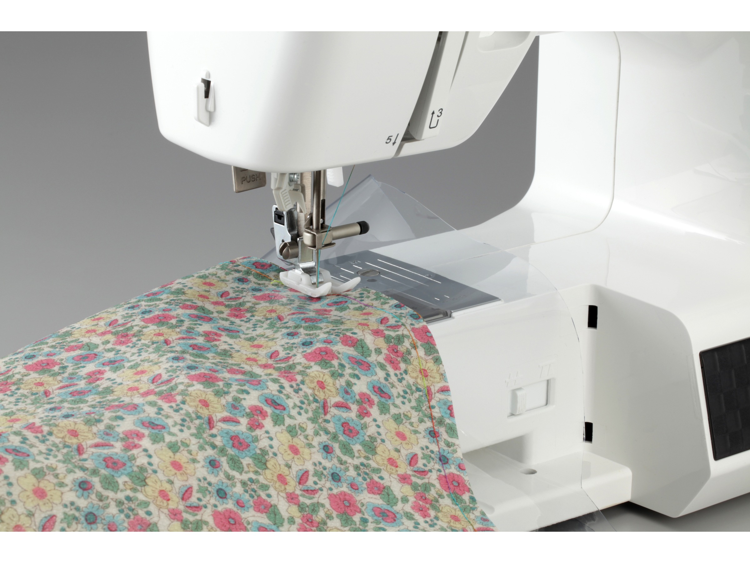 Brother HF53ZW1 Strong & Tough symaskine Symaskiner