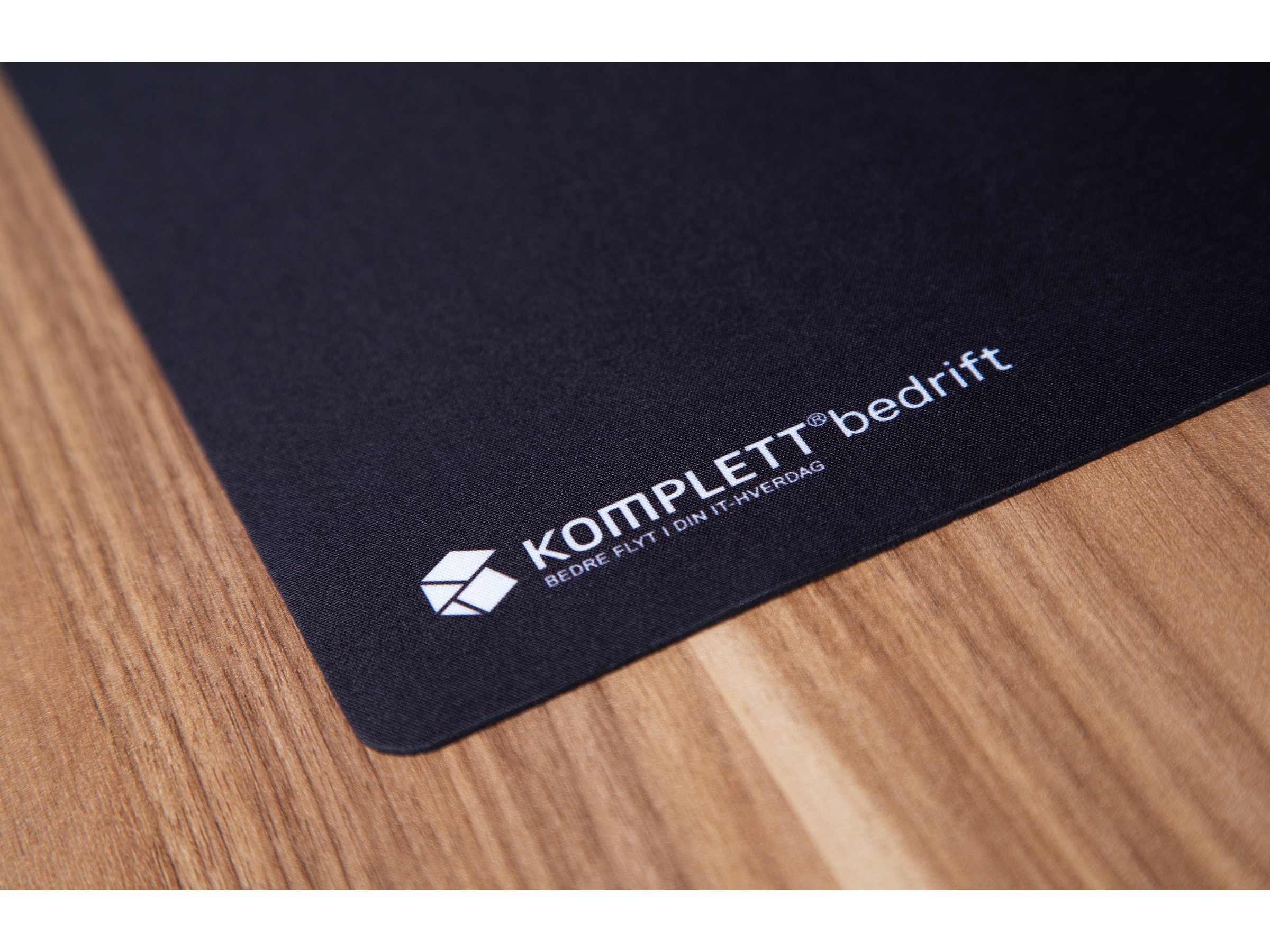 Komplett Bedrift Musemåtte Medium Musemåtter