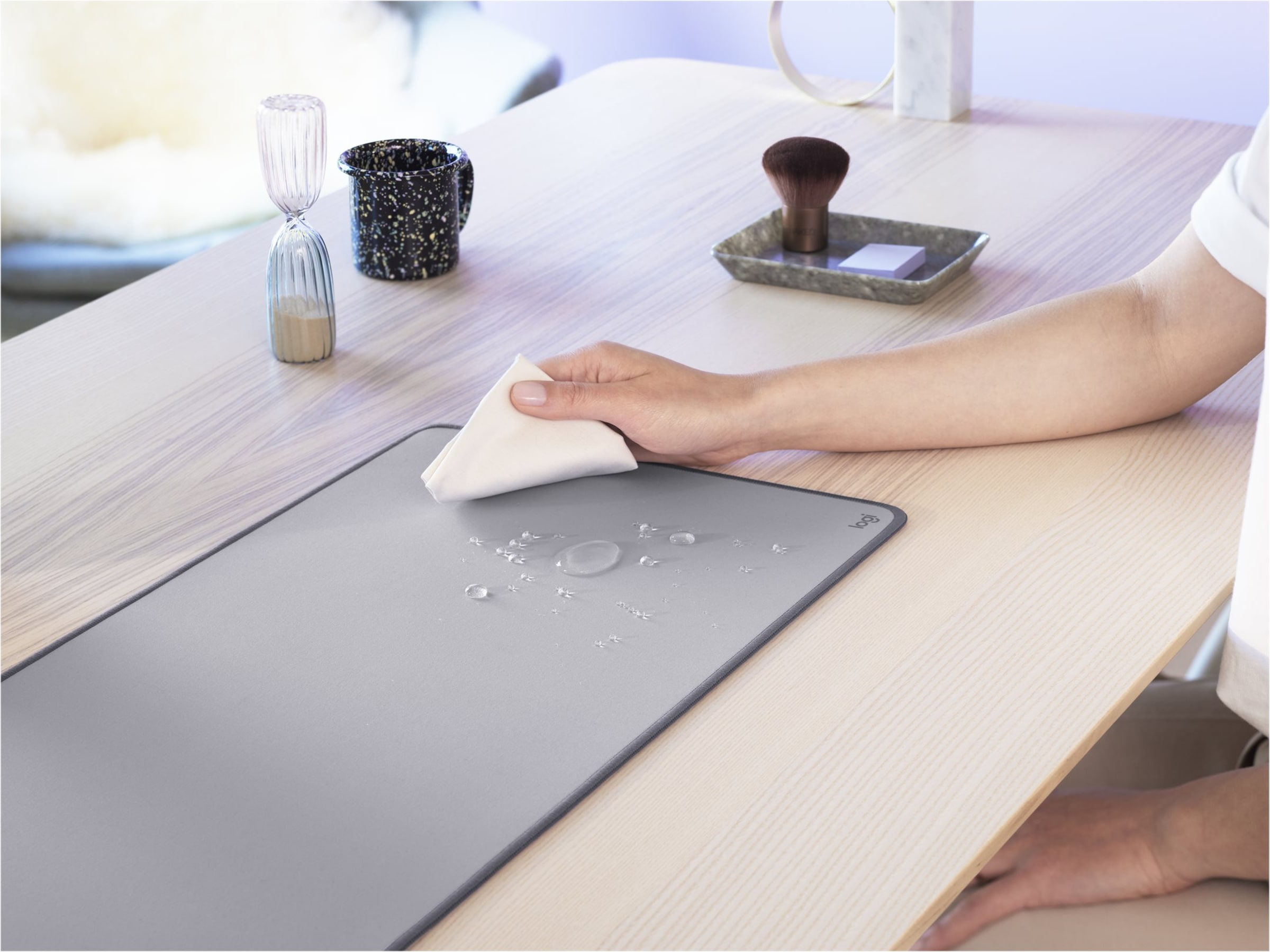 Logitech Studio Series Skrivebordunderlag (mid grey) Musemåtter