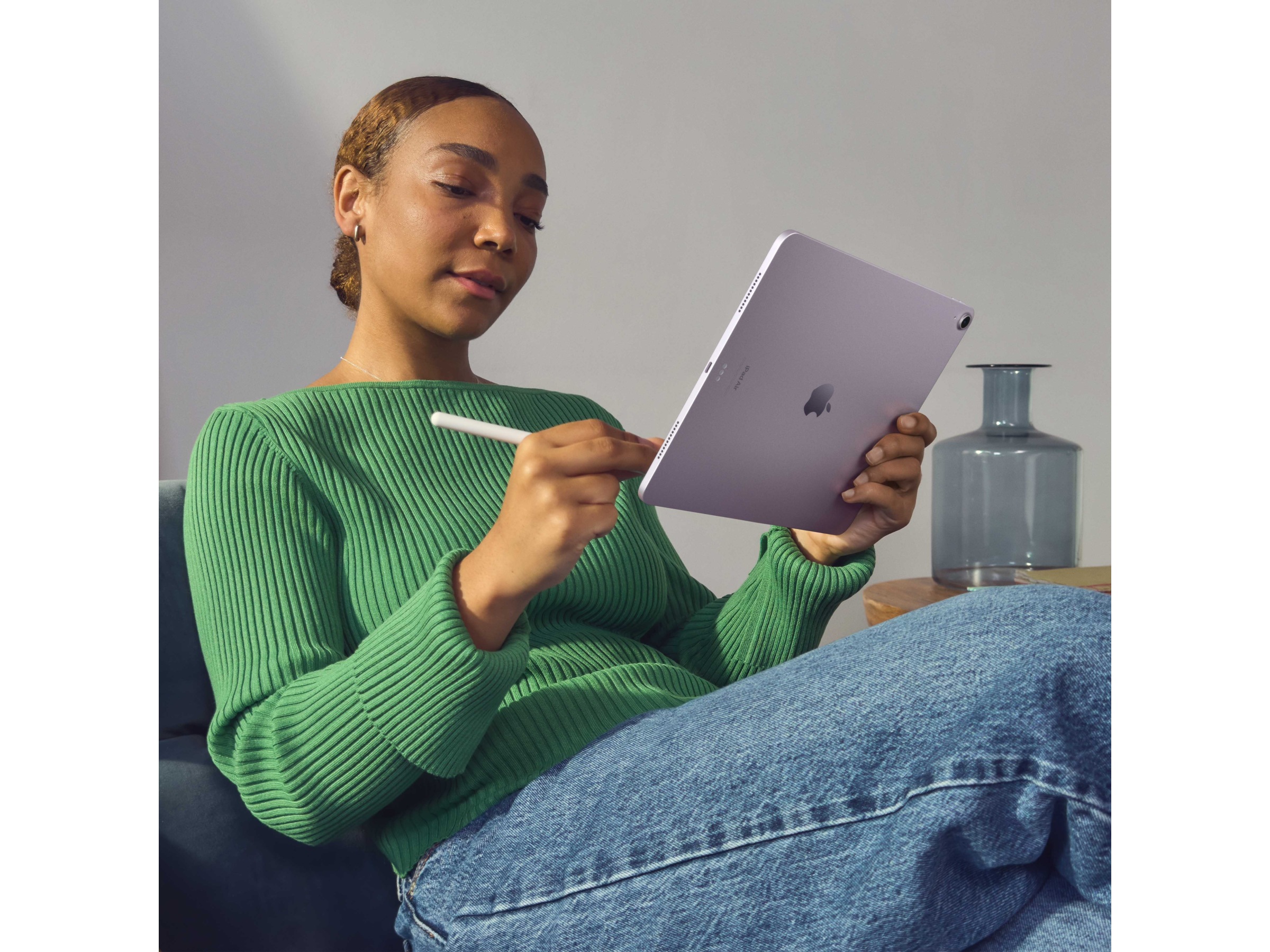 iPad Air 11" (2024) 1TB 5G (purple) Tablets