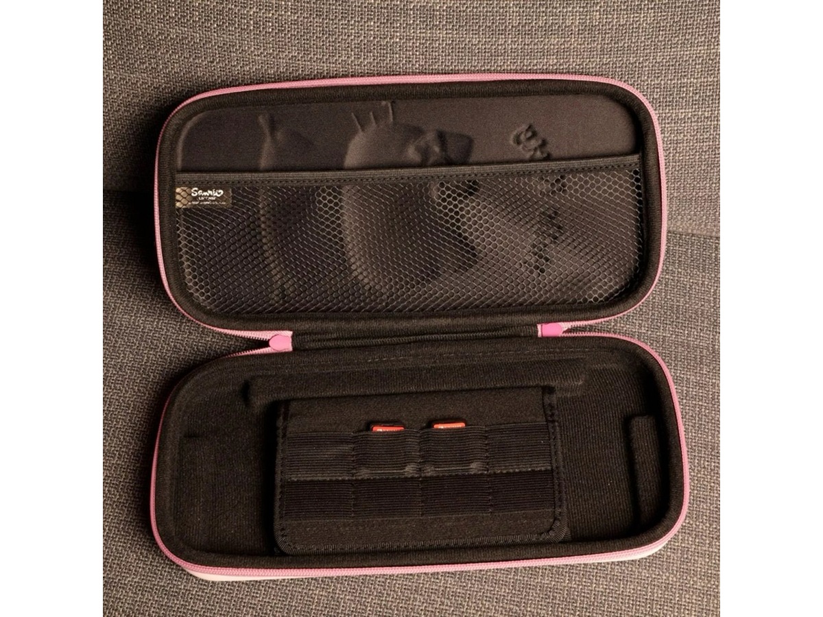 Konix Nintendo Switch 2 bæretaske (Hello Kitty) Tilbehør til spilkonsoller