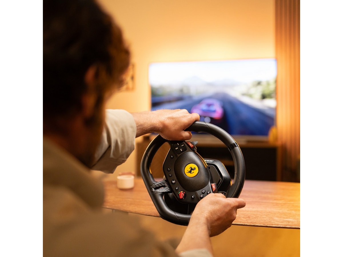 Thrustmaster T98 Ferrari 296 GTB Rat og pedaler