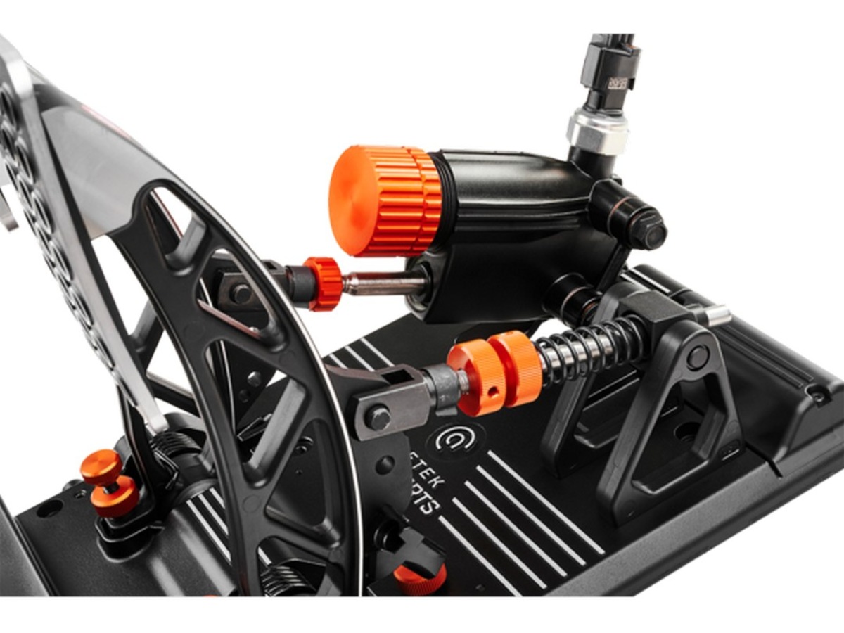 Asetek Invicta pedaler T.H.O.R.P.™ II Rat og pedaler