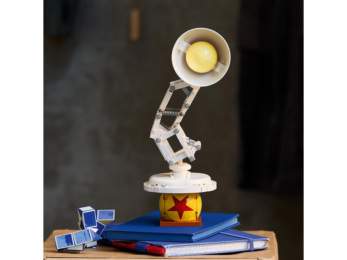 LEGO Ideas Disney Pixar Luxo Jr. 21357 LEGO