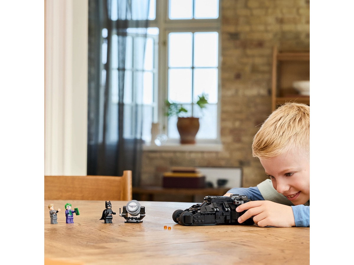 LEGO Super Heroes Batmans Tumbler mod Two-Face og Jokeren 76303 LEGO