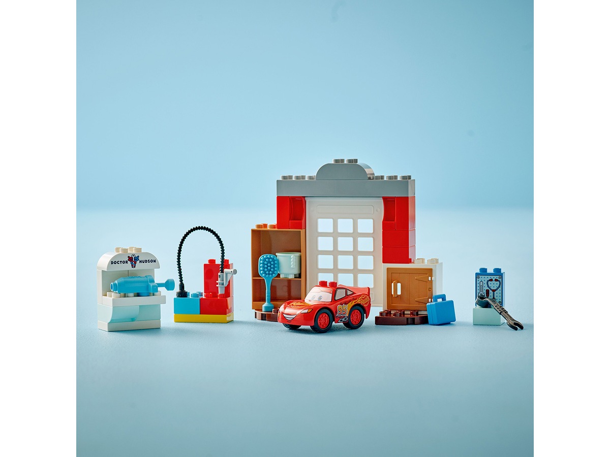 LEGO DUPLO Disney McQueens besøg i Docs garage 10456 LEGO