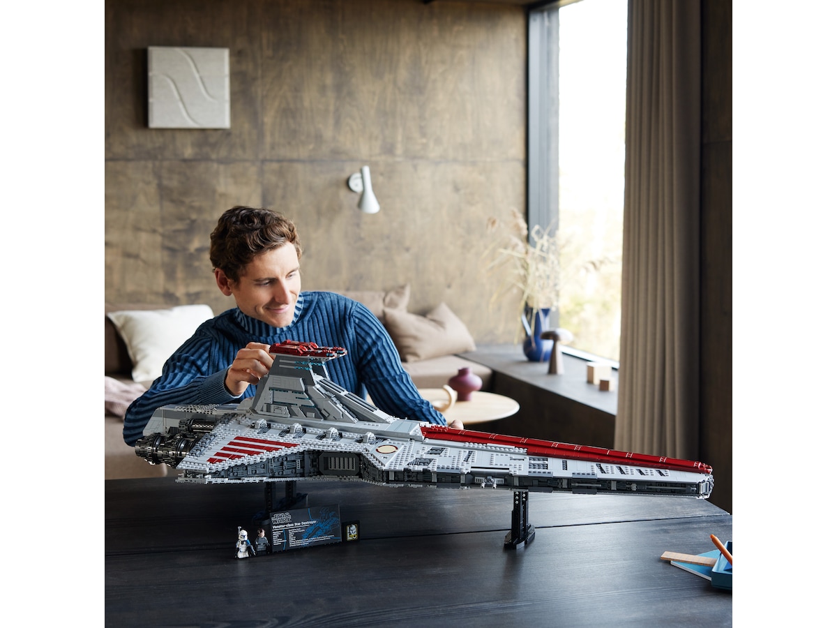 LEGO Star Wars Venator-Class Republic Attack Cruiser 75367 LEGO