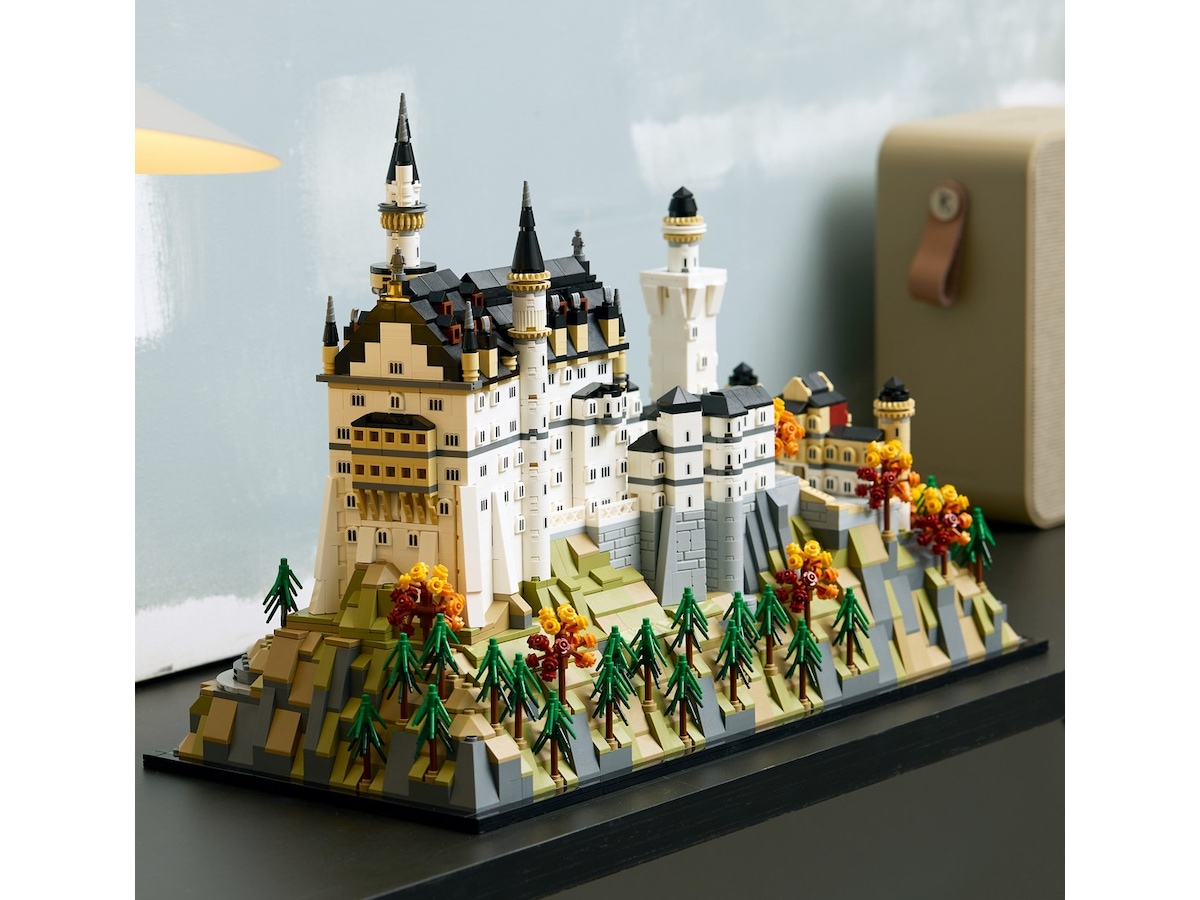 LEGO Architecture Neuschwanstein slot 21063 LEGO