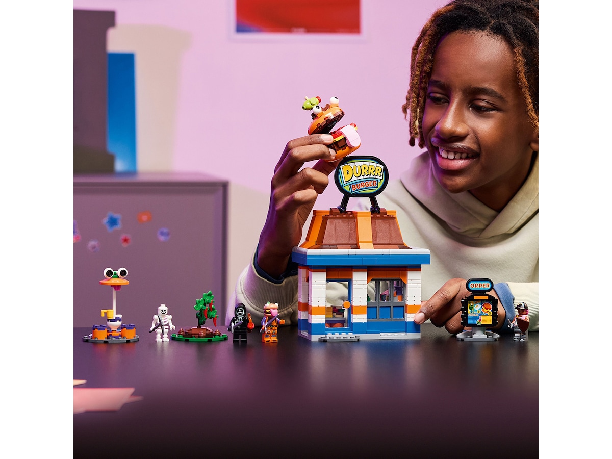 LEGO Fortnite Durrr Burgers restaurant 77076 LEGO
