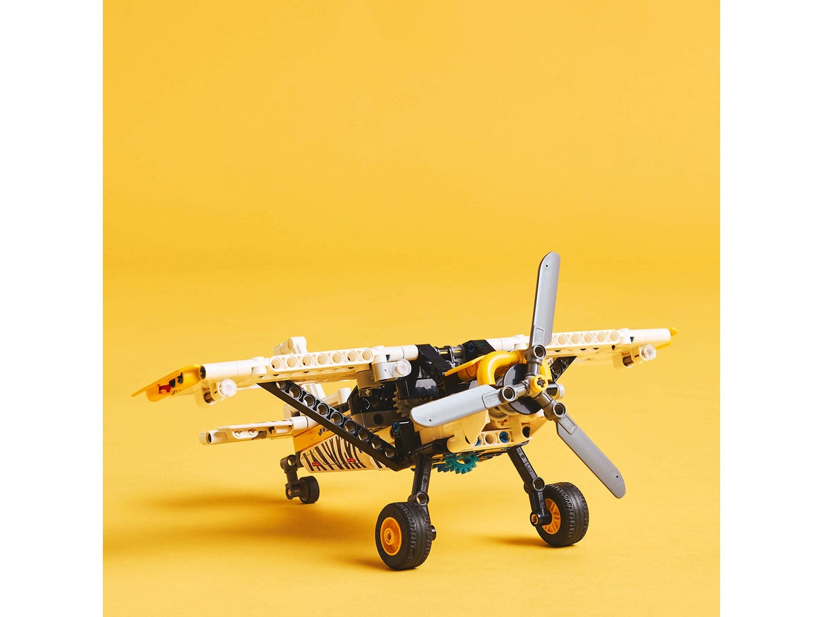 LEGO Technic bushfly 42198 LEGO