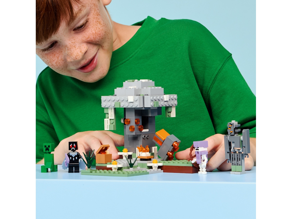 LEGO Minecraft den blege have 21586 LEGO