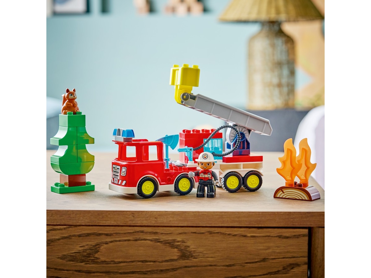 LEGO DUPLO Town brandbil med slange og brandmand 10473 LEGO