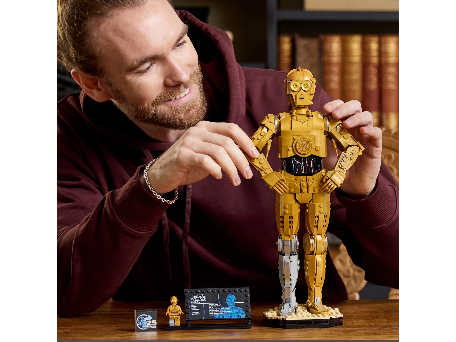 LEGO Star Wars C-3PO 75398 LEGO