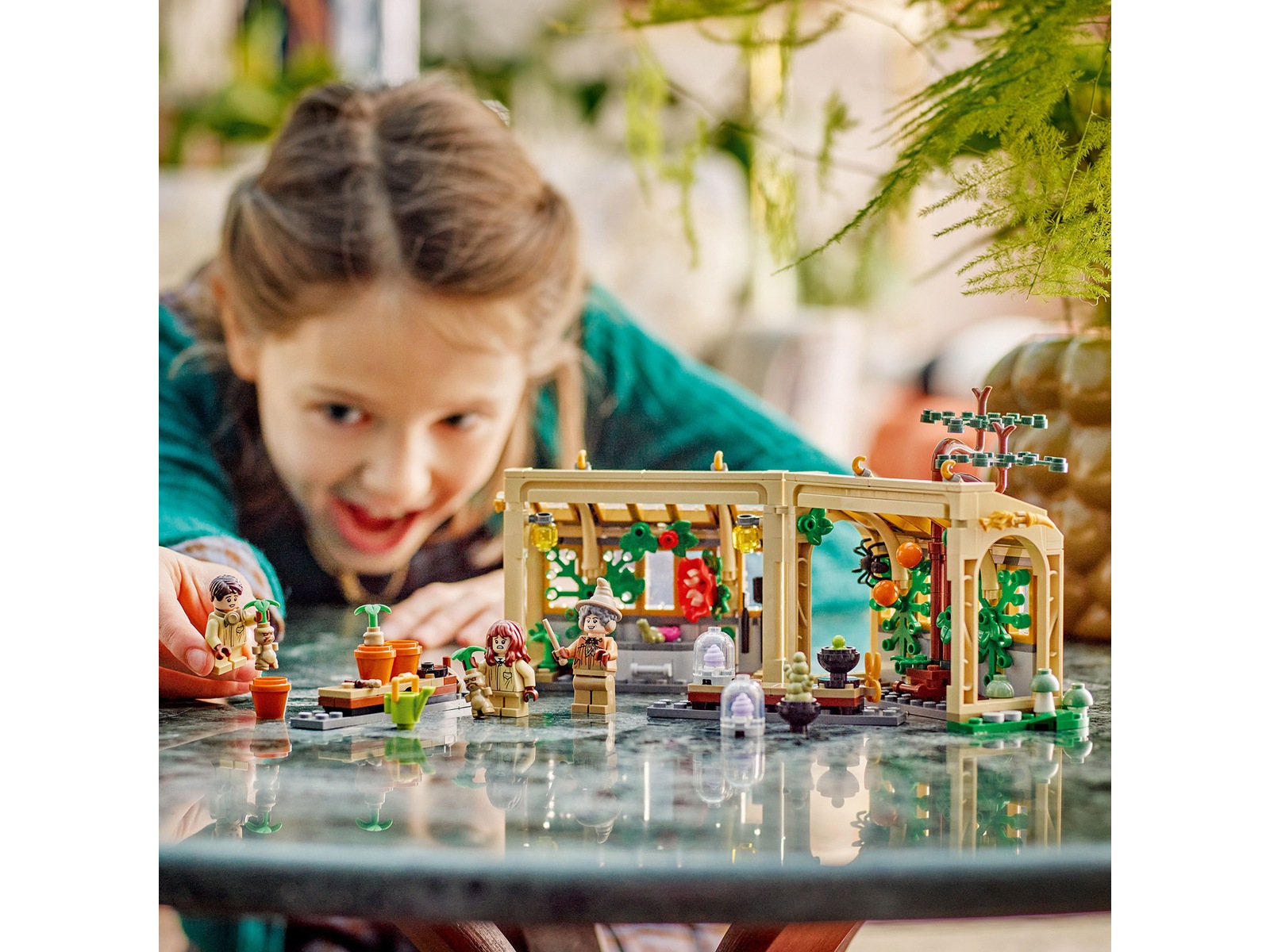 LEGO Harry Potter Hogwarts slot: lektion i urtekundskab 76445 LEGO