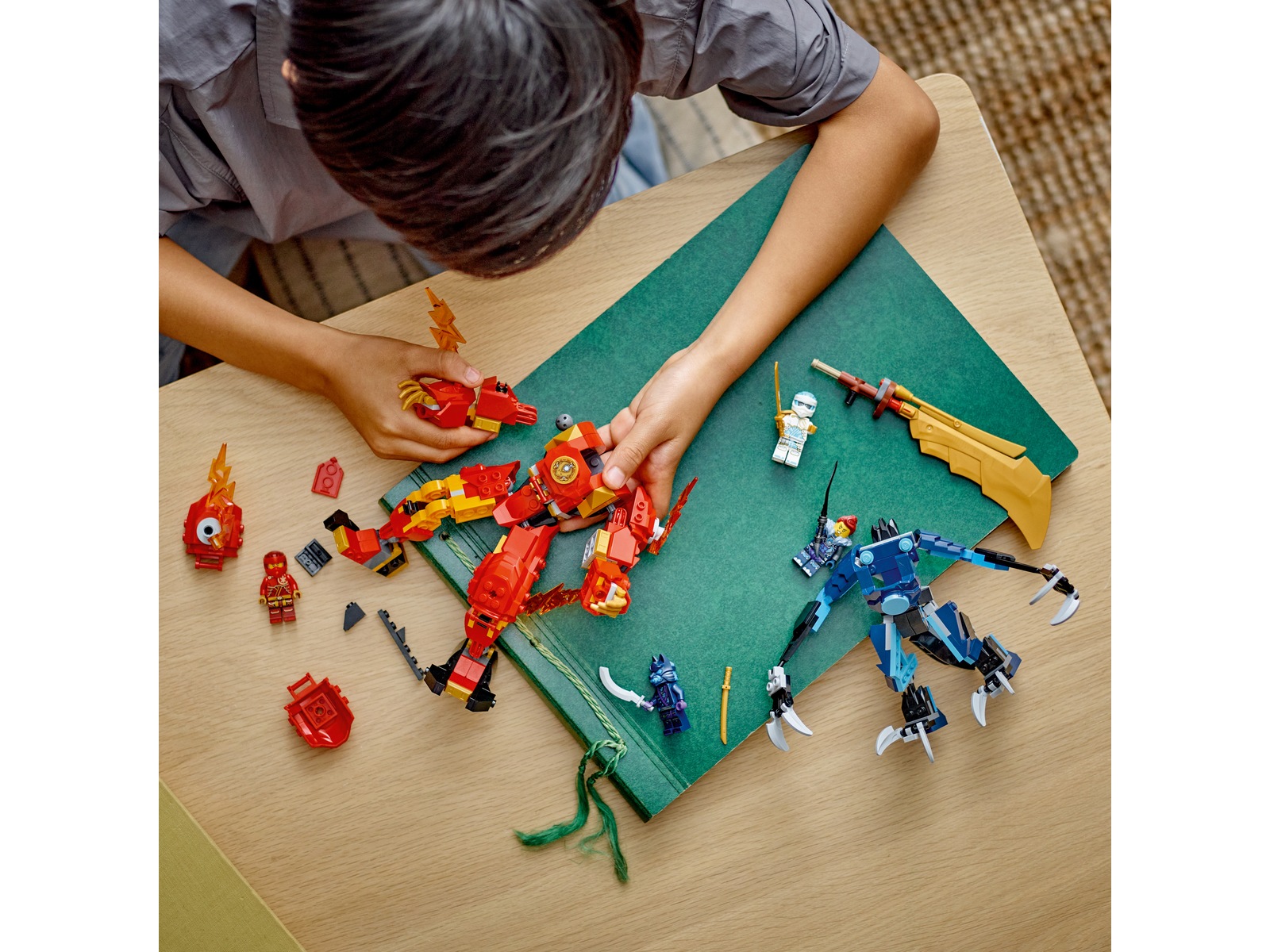 LEGO Ninjago Kais elementære ildrobot 71808 LEGO