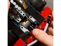 LEGO Technic Ferrari FXX K 42212 LEGO