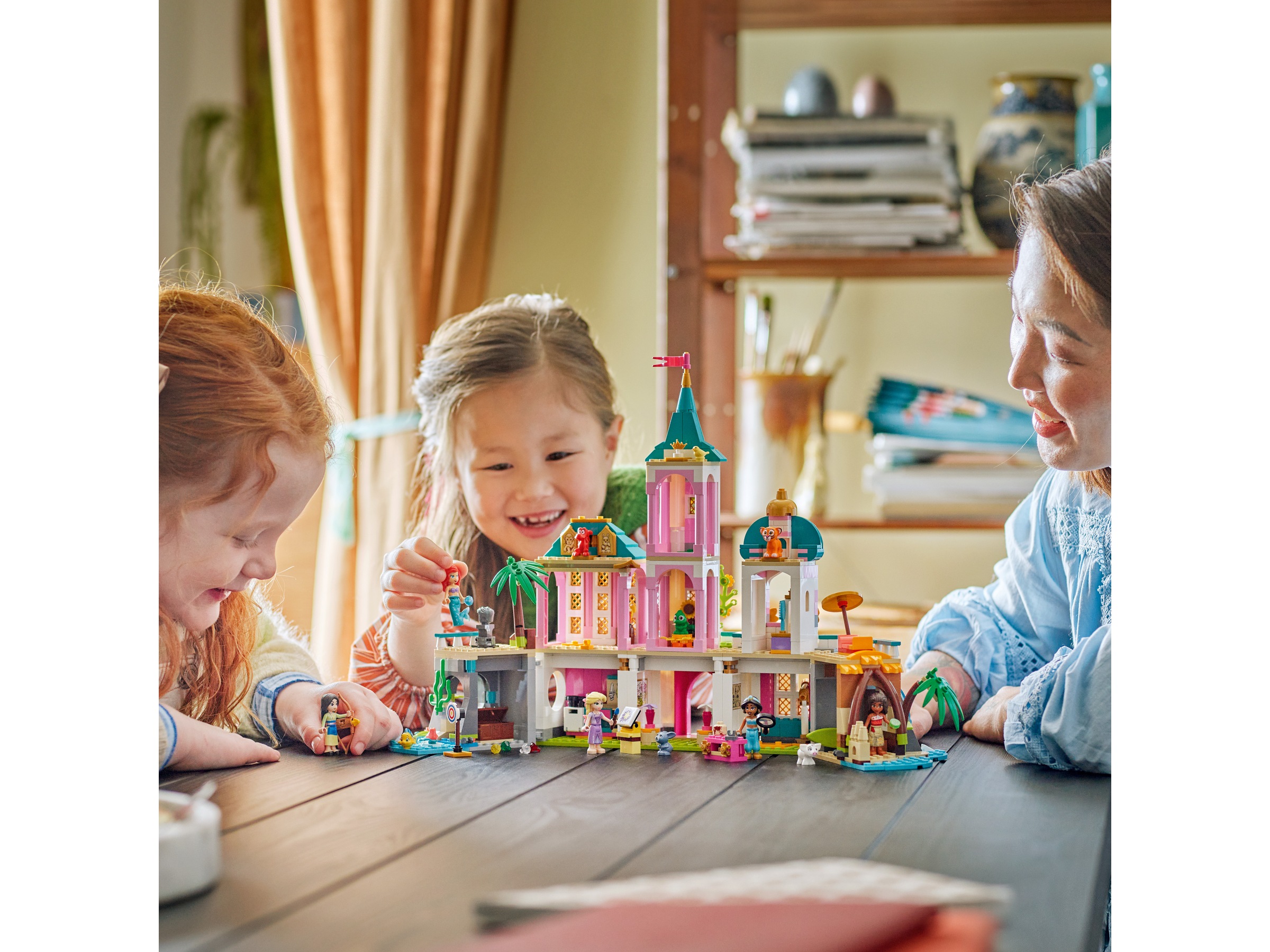 LEGO Disney Princess prinsesseslot og kongelige kæledyr 43267 LEGO