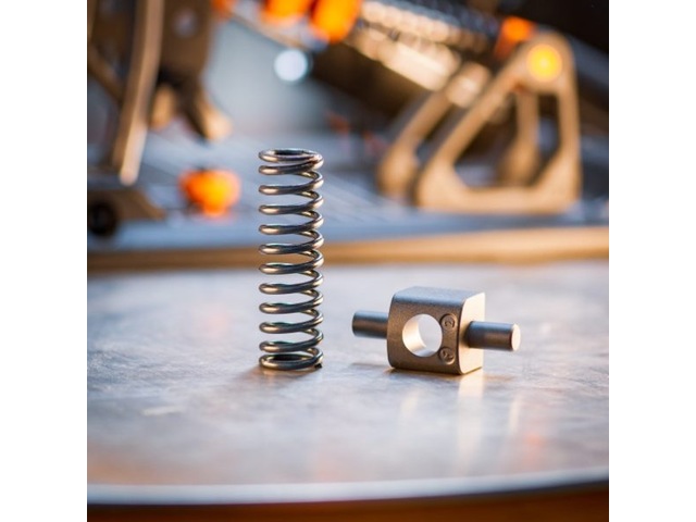 Asetek hård gaspedalfjeder Rat og pedaler