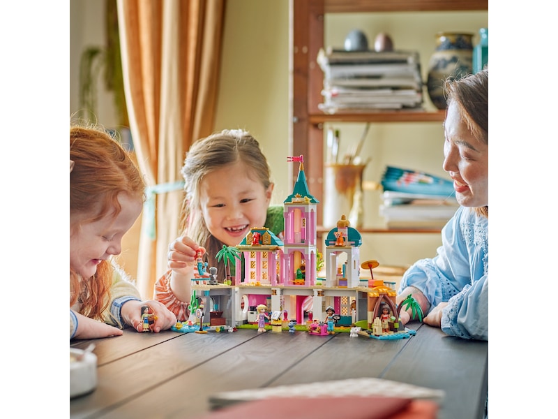 LEGO Disney Princess prinsesseslot og kongelige kæledyr 43267 LEGO