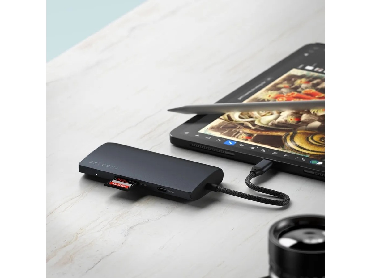 Satechi Multiport 8K Docking (midnight) Dockingstation og USB-hub