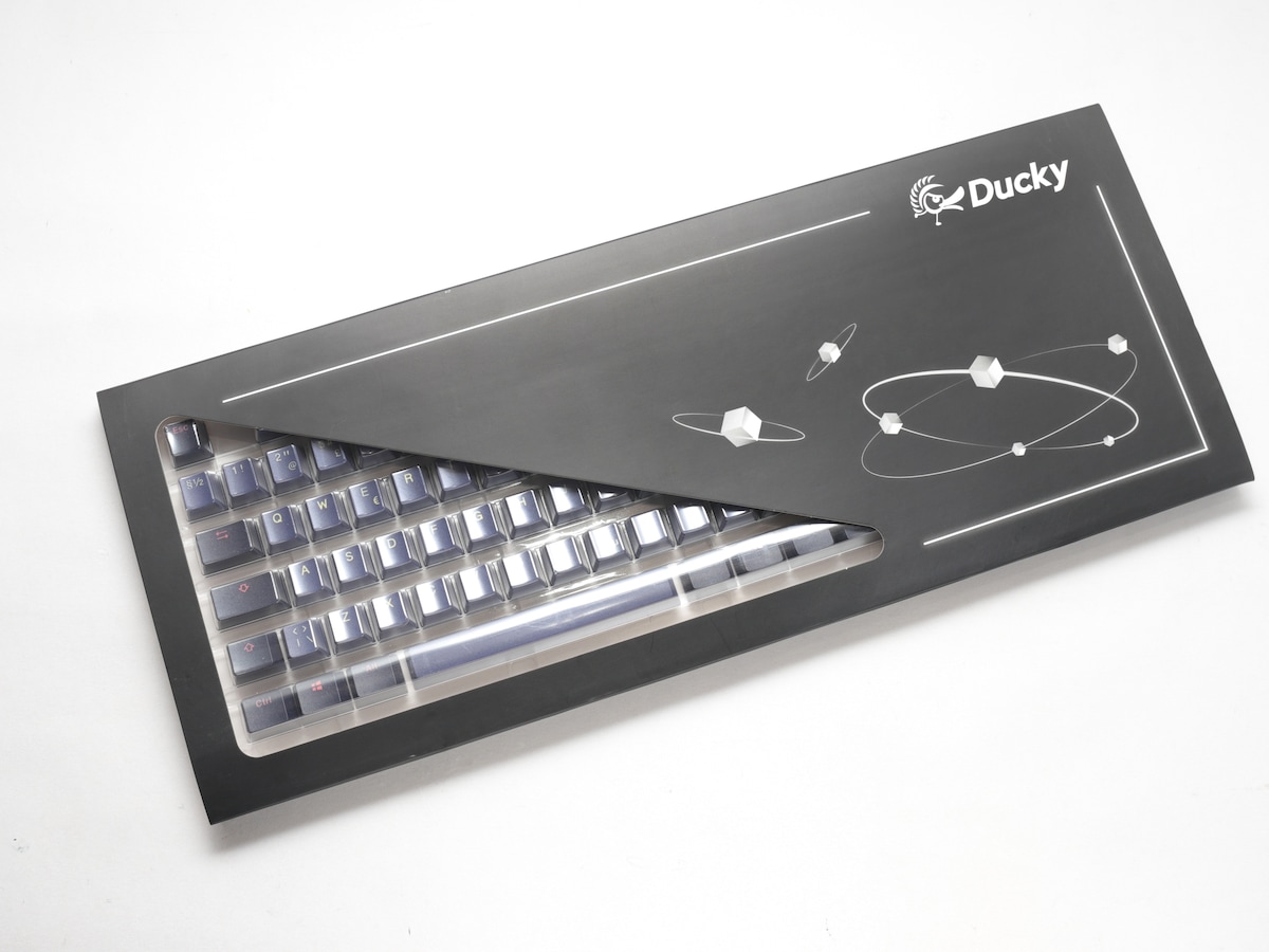 Ducky PBT Cosmic Keycaps (Blå/sort) Tilbehør til gaming tastatur og mus