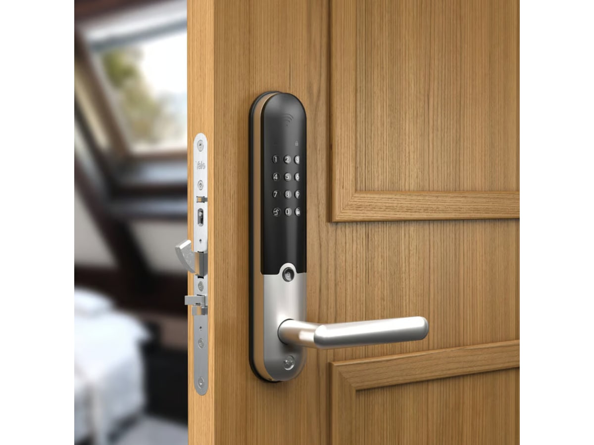 Yale Doorman L3S Flex Smart lås (børstet sort) Elektroniske dørlåse