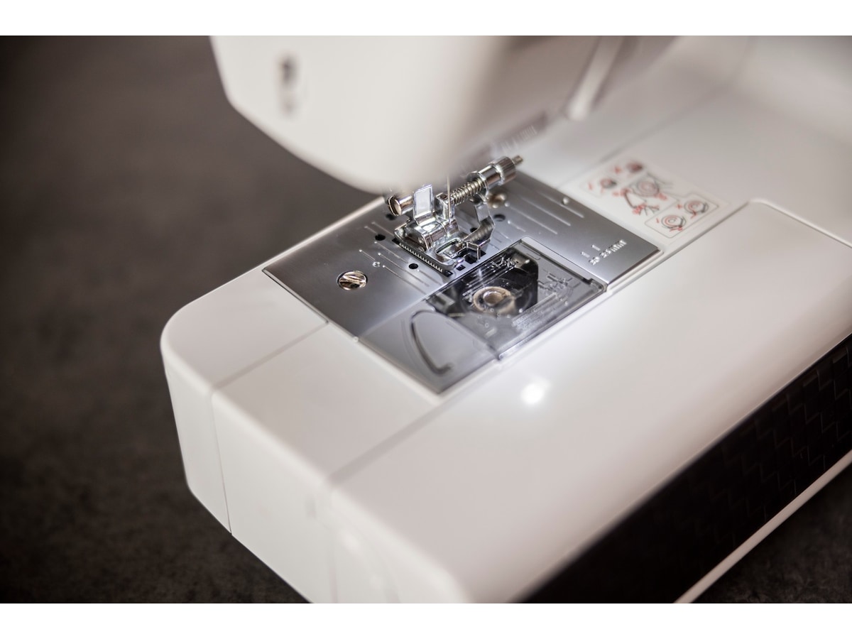 Brother HF53ZW1 Strong & Tough symaskine Symaskiner