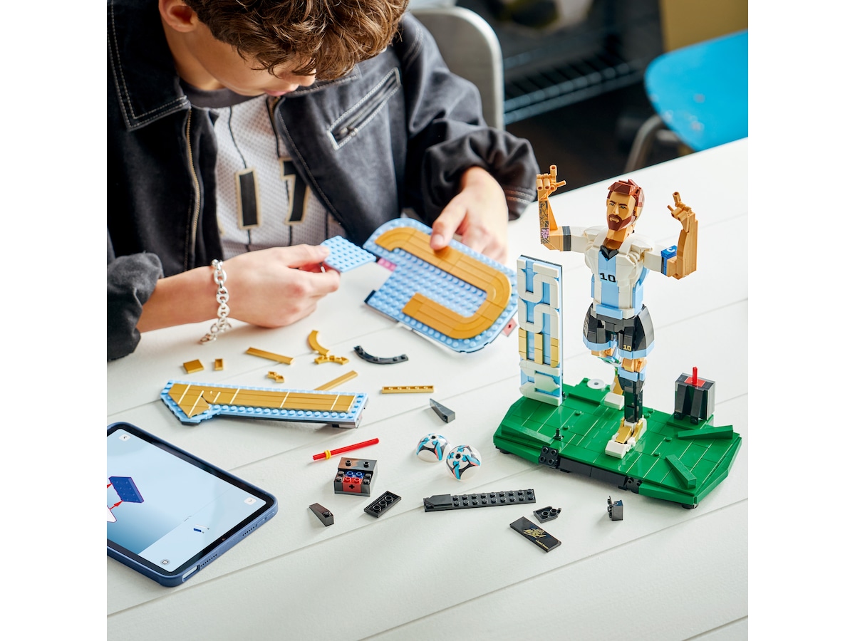 LEGO Editions Sports Lionel Messi Fodboldlegende 43015  LEGO
