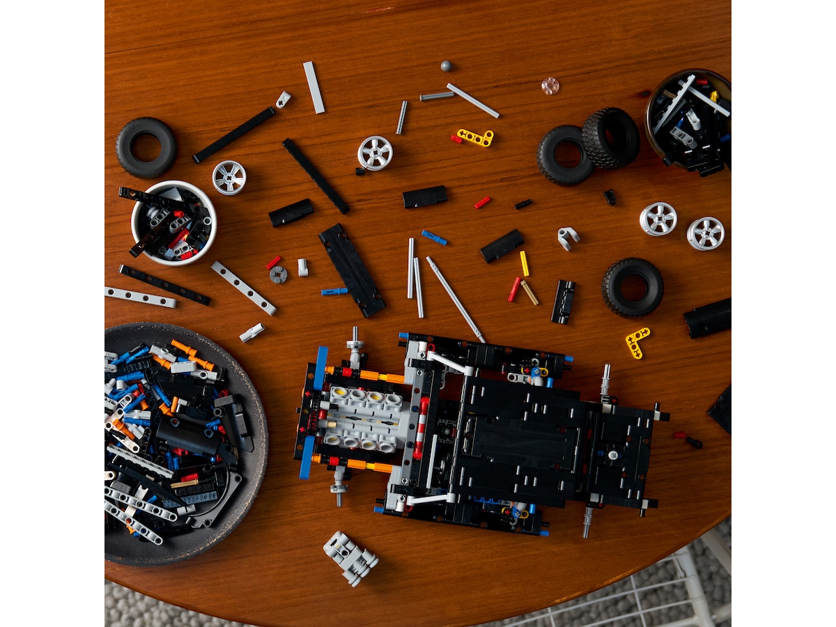 LEGO Technic Fast and Furious Dodge Charger R/T bil LEGO
