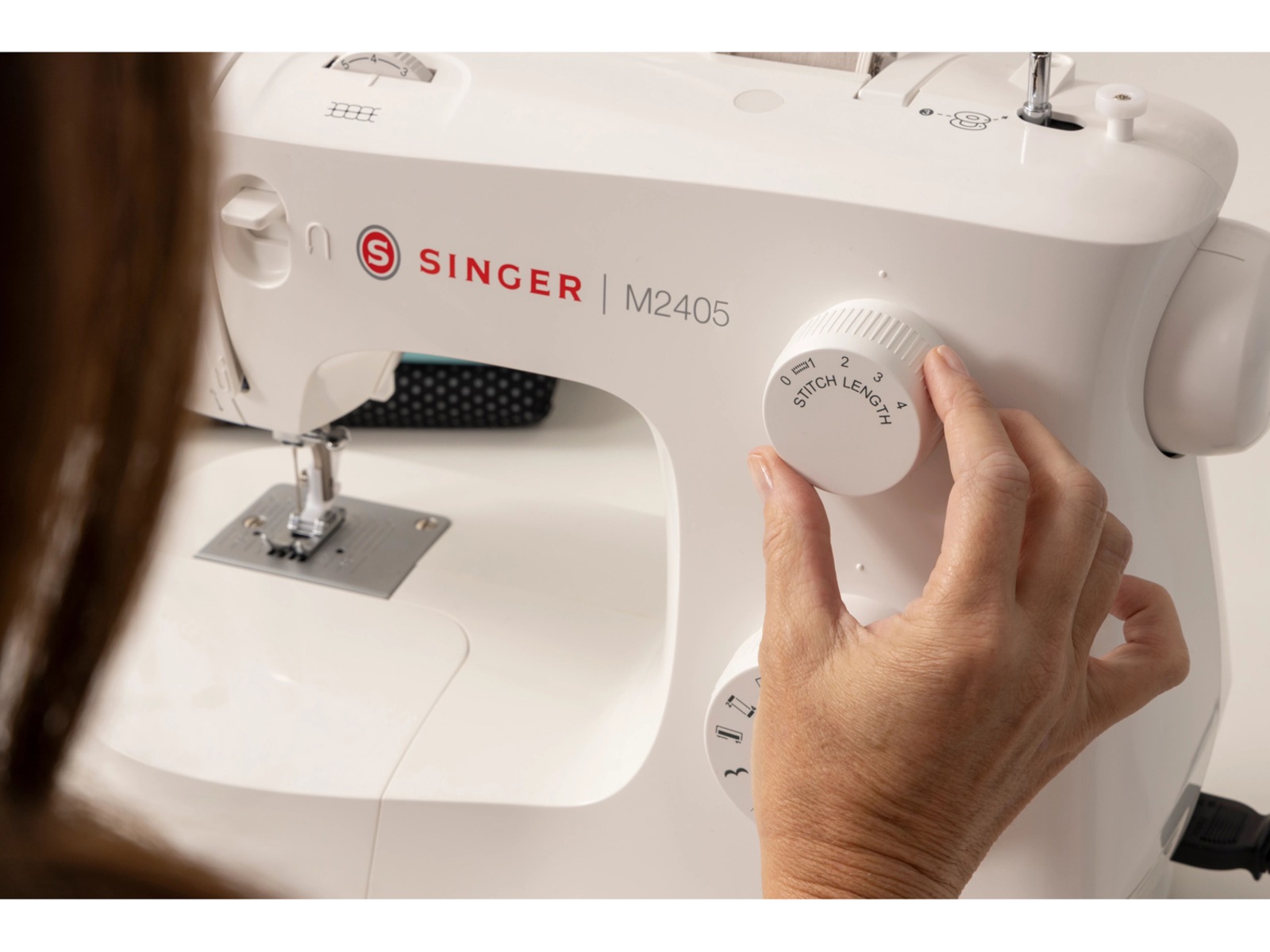 Singer Symaskine M2405 Symaskiner