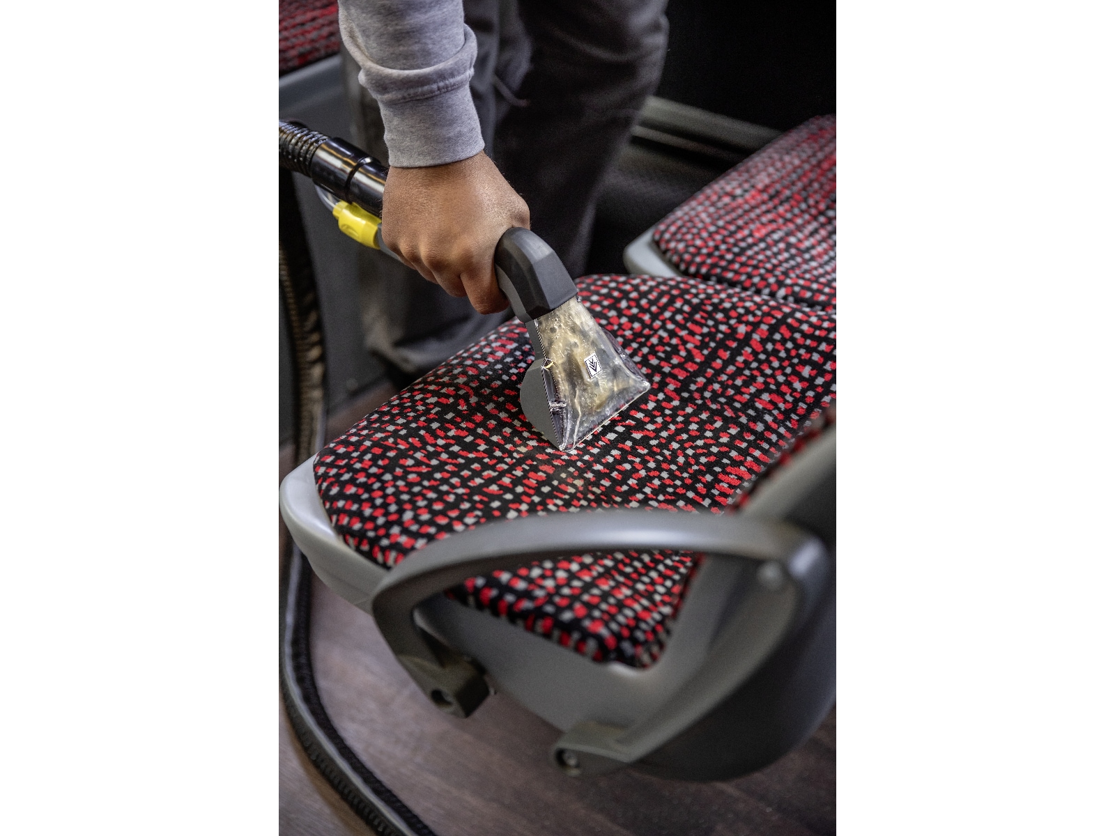 Kärcher Puzzi 8/1 Møbel- og tæpperenser Damprensere