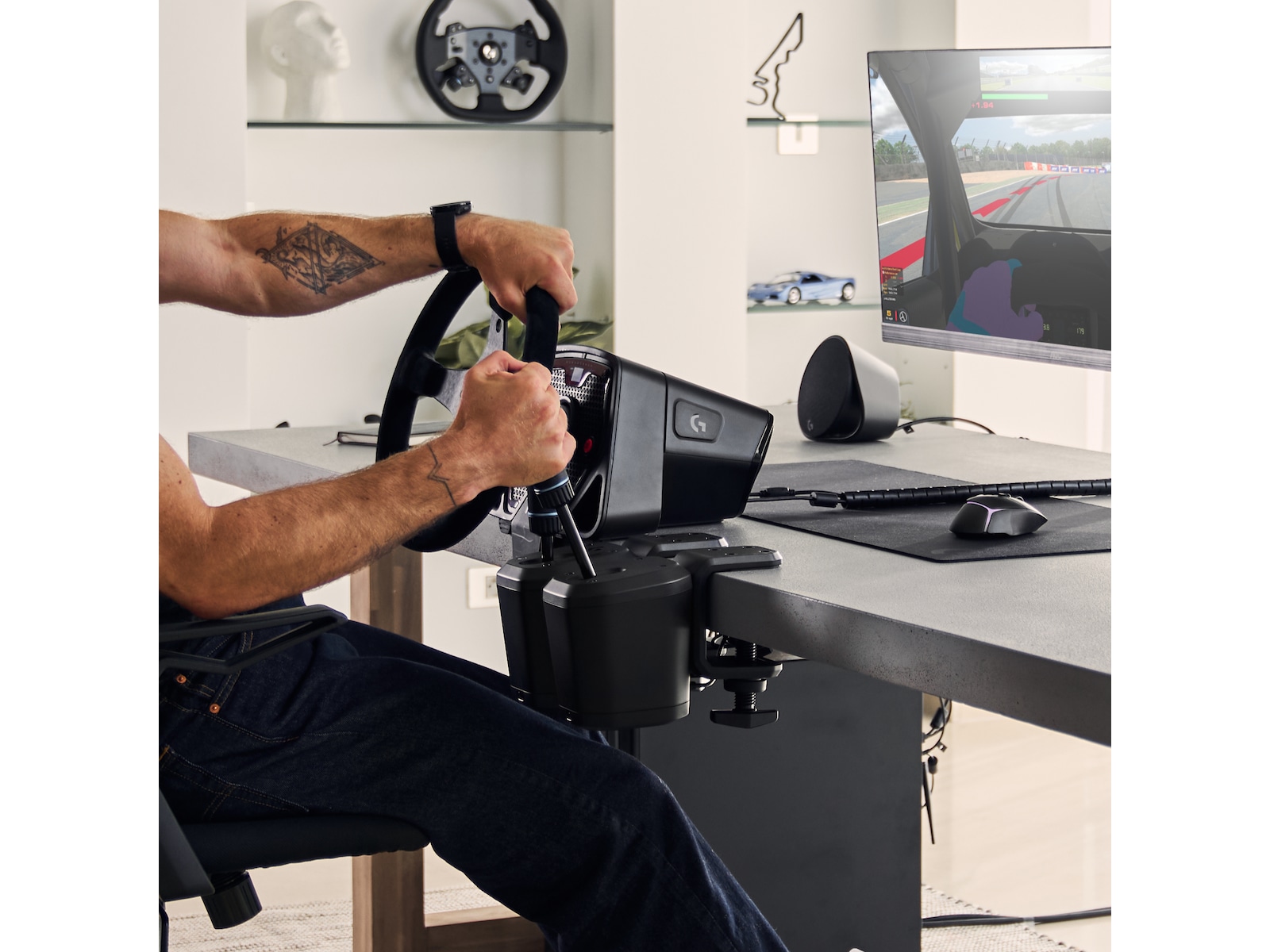 Logitech RS Shifter & Handbrake Rat og pedaler