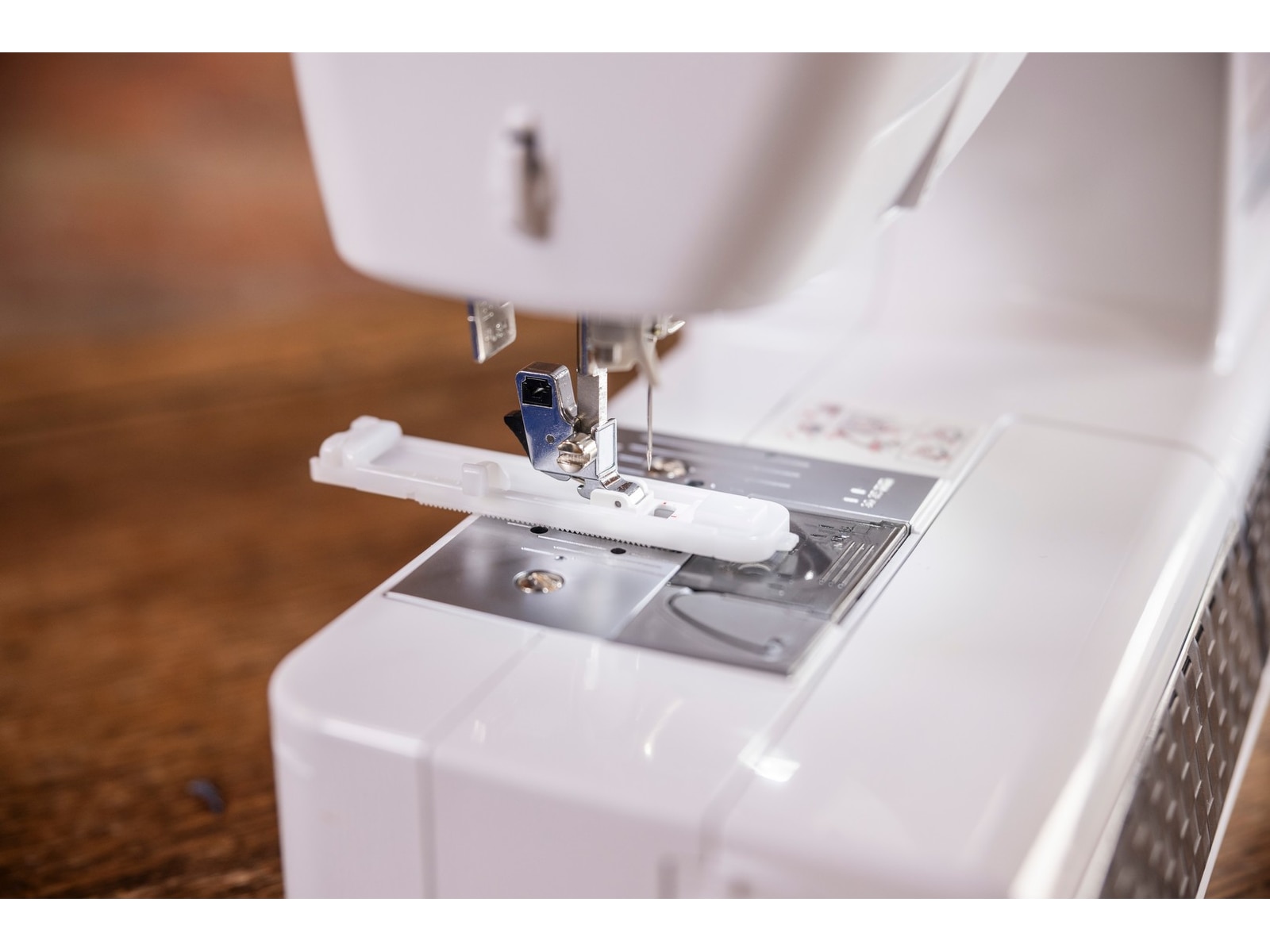 Brother HF27ZW1 Strong & Tough Symaskine Symaskiner