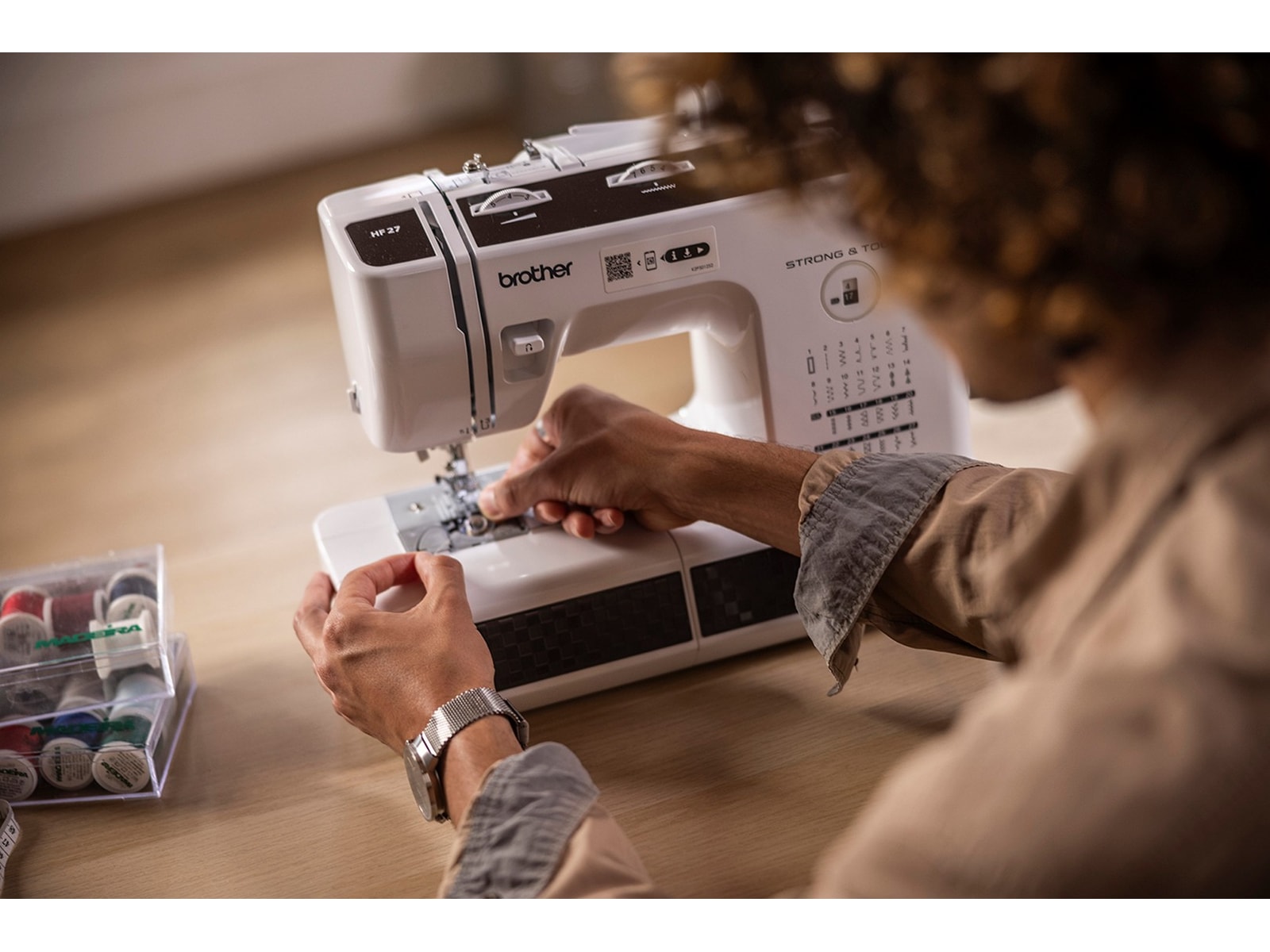 Brother HF27ZW1 Strong & Tough Symaskine Symaskiner