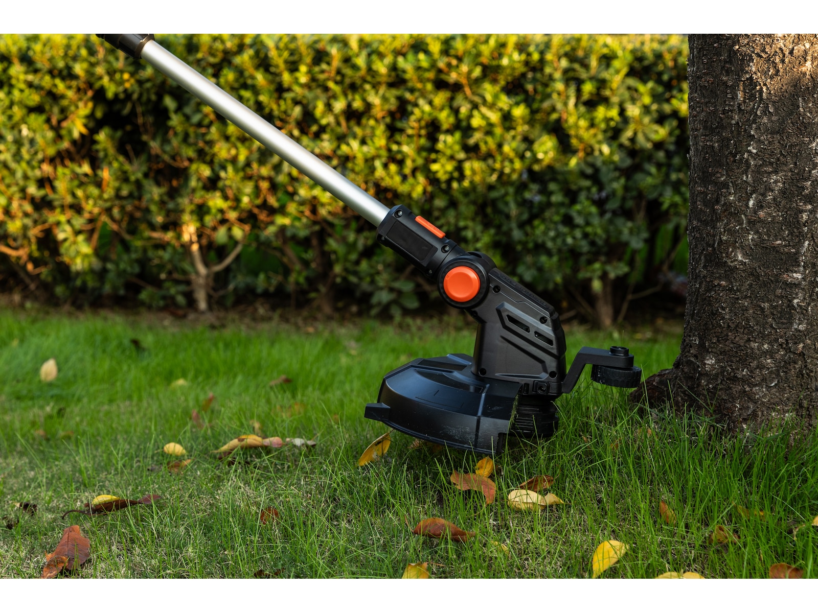 Freev GST-300 Trådløs Græstrimmer 30cm 20V Græstrimmere