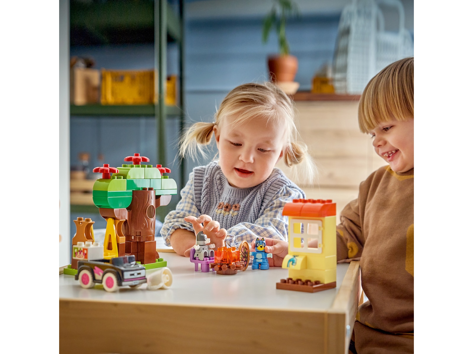 LEGO DUPLO Bluey Pizzapiger med Muffin og Bluey 10469 LEGO