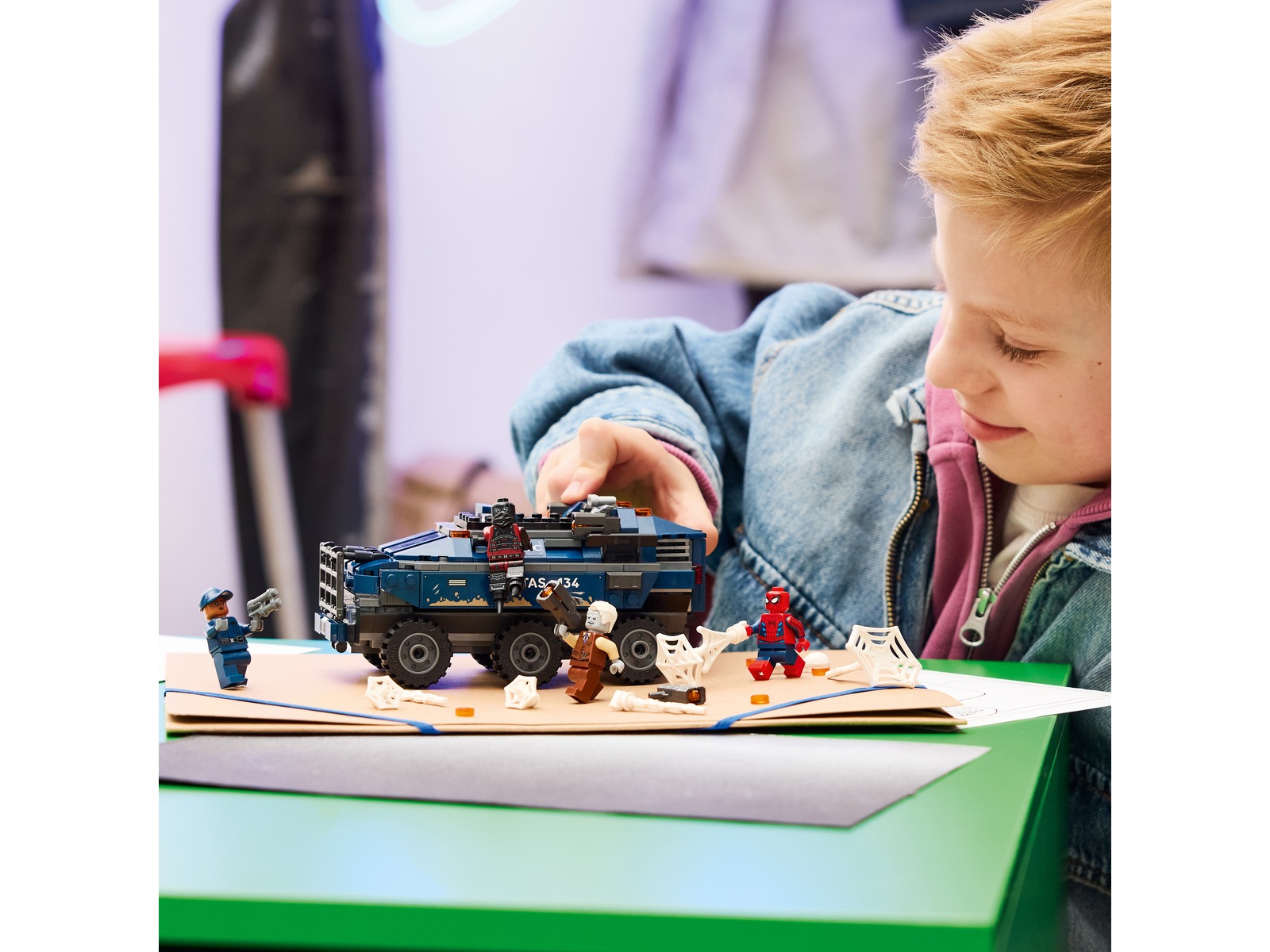 LEGO Super Heroes Spider-Man og fangetransporten 76349 LEGO