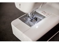 Brother HF53ZW1 Strong & Tough symaskine Symaskiner