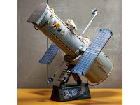 LEGO Icons Rumteleskopet Hubble 11382 LEGO