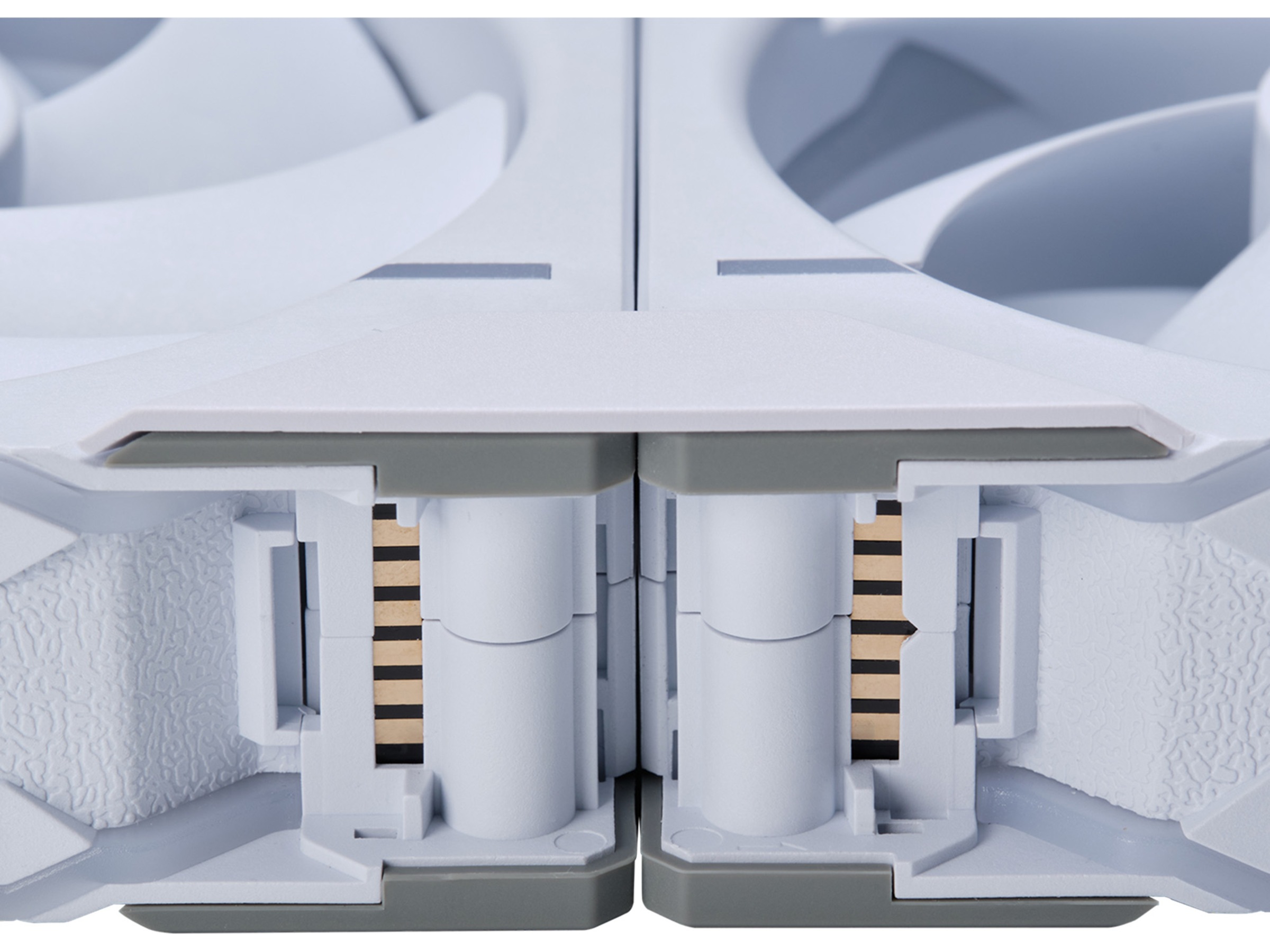 Phanteks D30 120mm PWM DRGB Ventilator (hvidt) Blæsere