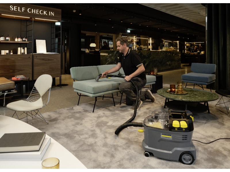 Kärcher Puzzi 8/1 Møbel- og tæpperenser Damprensere